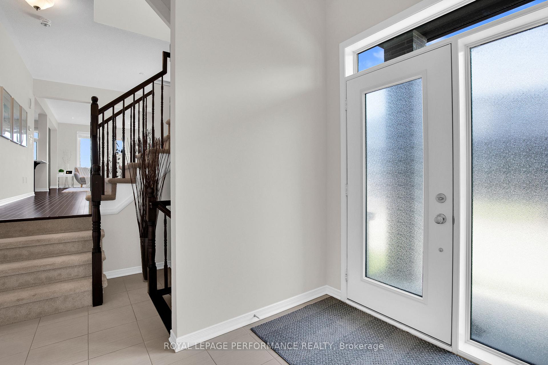 Photo 10 of 569 Radiant Private, Ottawa, Kanata - Emerald Meadows/Trailwest — HOMEH