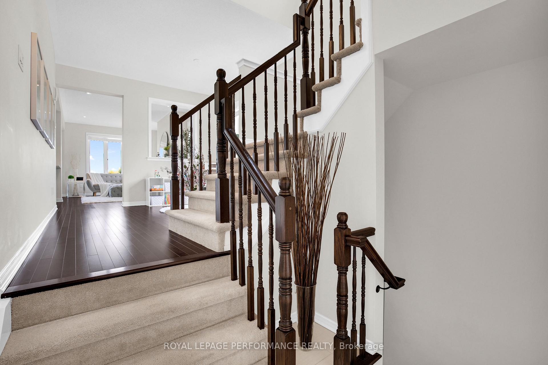 Photo 11 of 569 Radiant Private, Ottawa, Kanata - Emerald Meadows/Trailwest — HOMEH