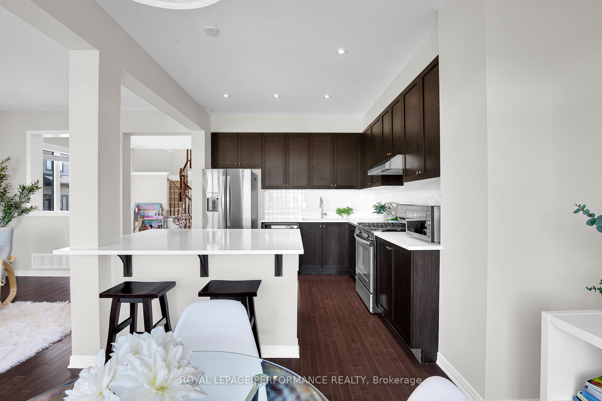 Photo 19 of 569 Radiant Private, Ottawa, Kanata - Emerald Meadows/Trailwest — HOMEH