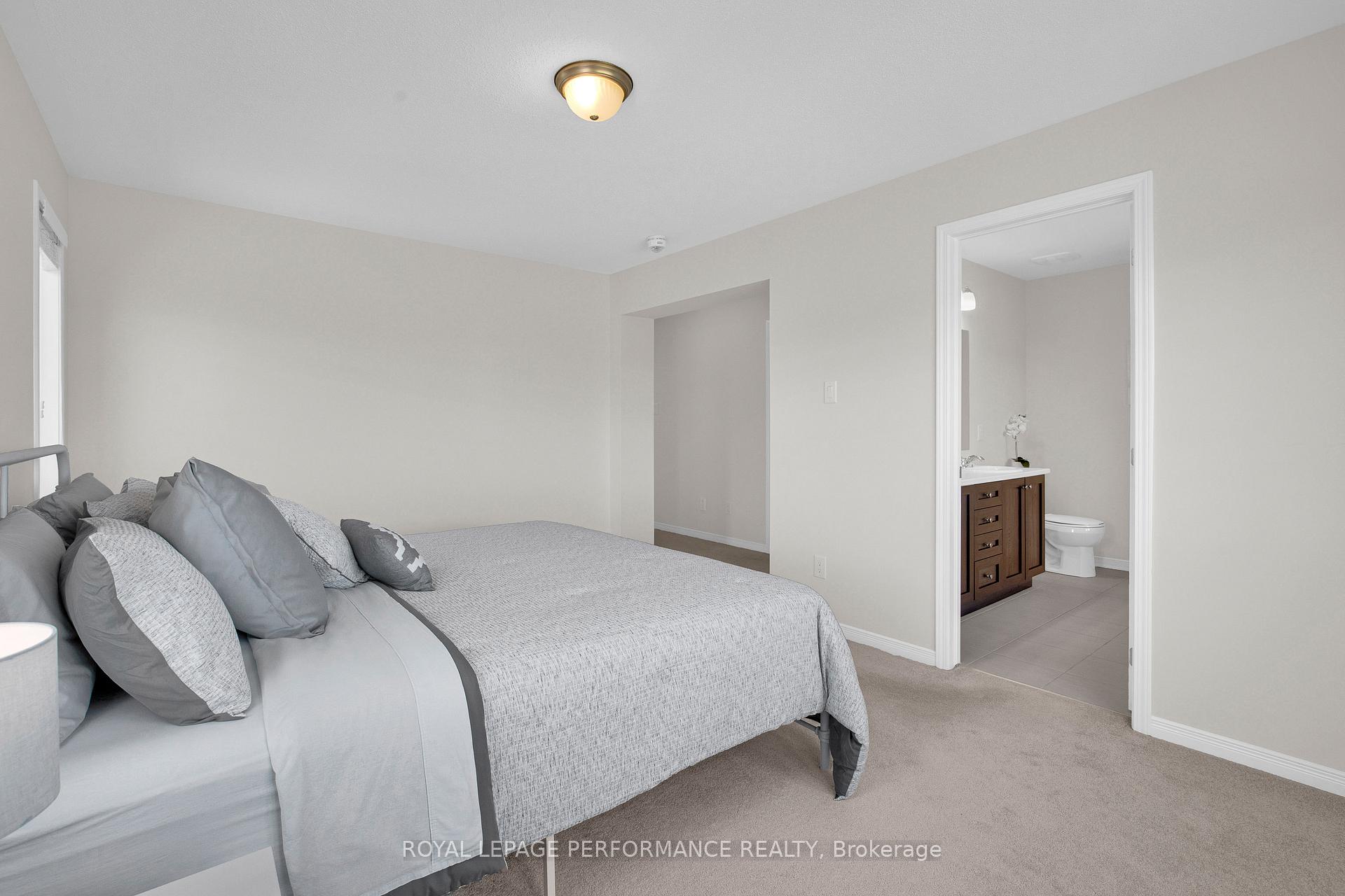 Photo 33 of 569 Radiant Private, Ottawa, Kanata - Emerald Meadows/Trailwest — HOMEH