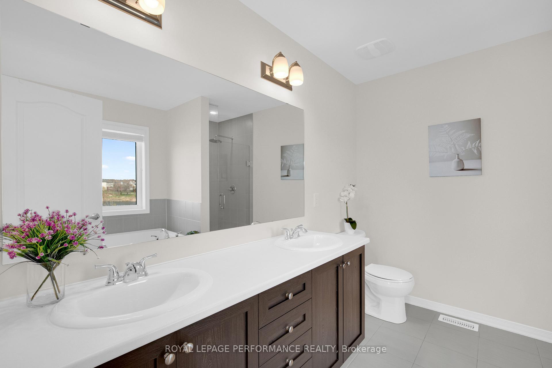 Photo 35 of 569 Radiant Private, Ottawa, Kanata - Emerald Meadows/Trailwest — HOMEH