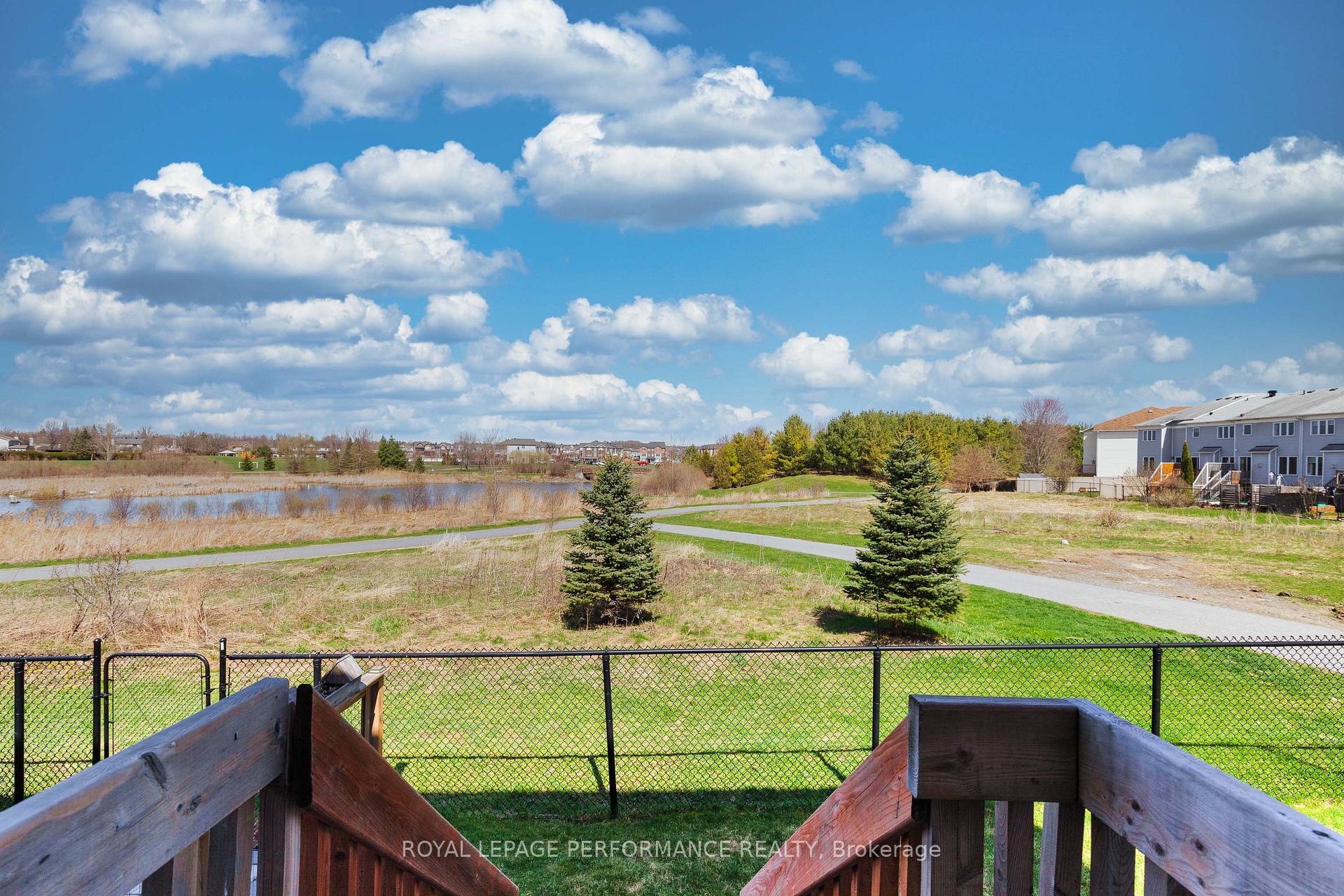 Photo 40 of 569 Radiant Private, Ottawa, Kanata - Emerald Meadows/Trailwest — HOMEH