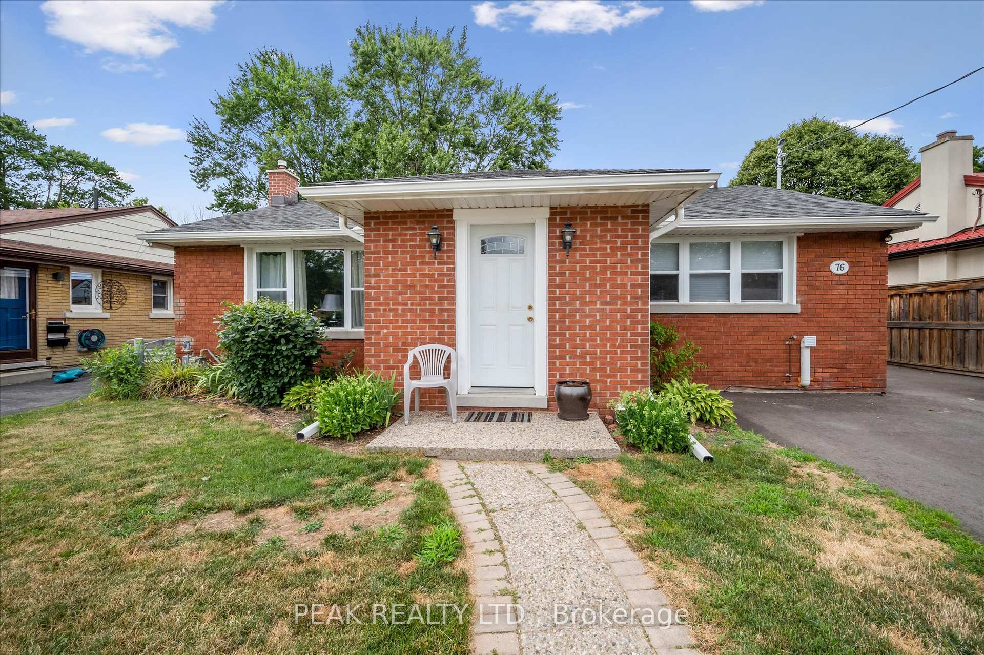 Photo 4 of 76 Third Avenue, Kitchener — HOMEH
