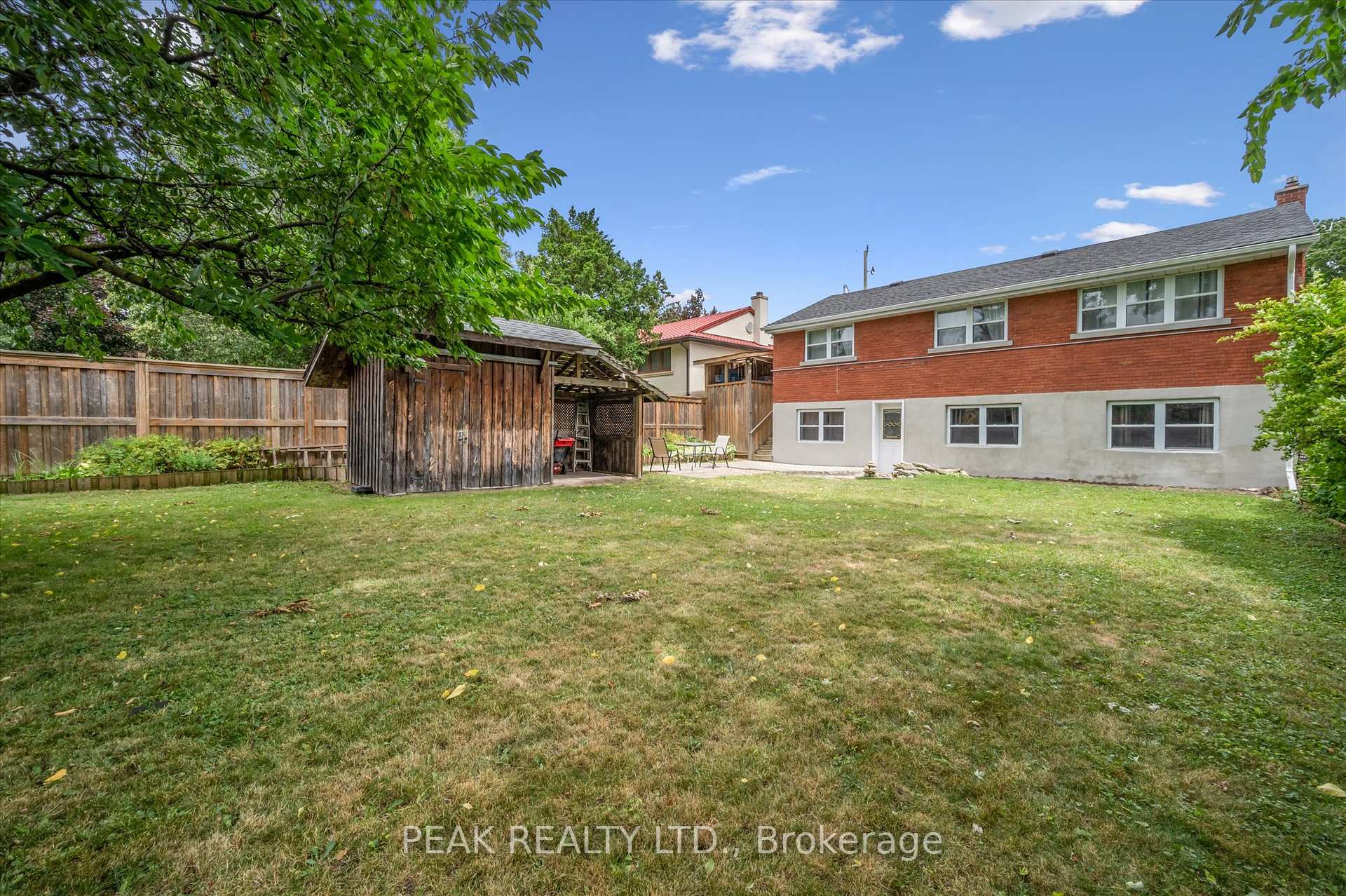 Photo 20 of 76 Third Avenue, Kitchener — HOMEH