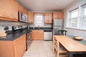 Photo 28 of 76 Third Avenue, Kitchener — HOMEH
