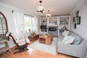 Photo 35 of 76 Third Avenue, Kitchener — HOMEH