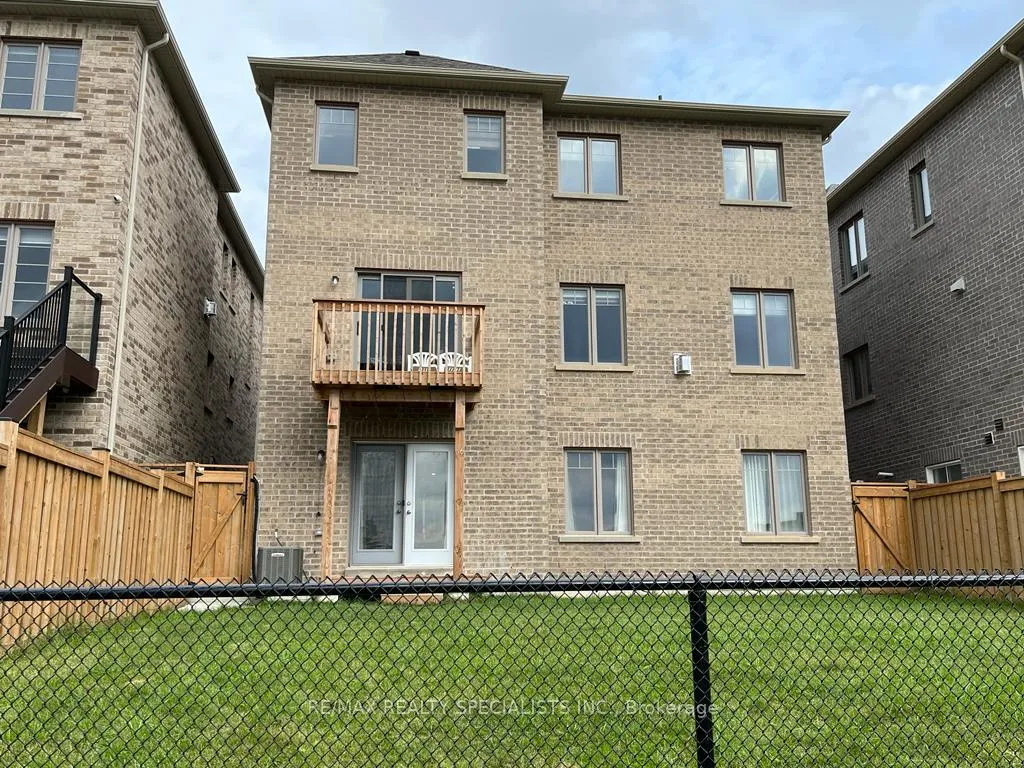 Photo 9 of 112 Brushwood Drive, Brampton, Bram West — HOMEH