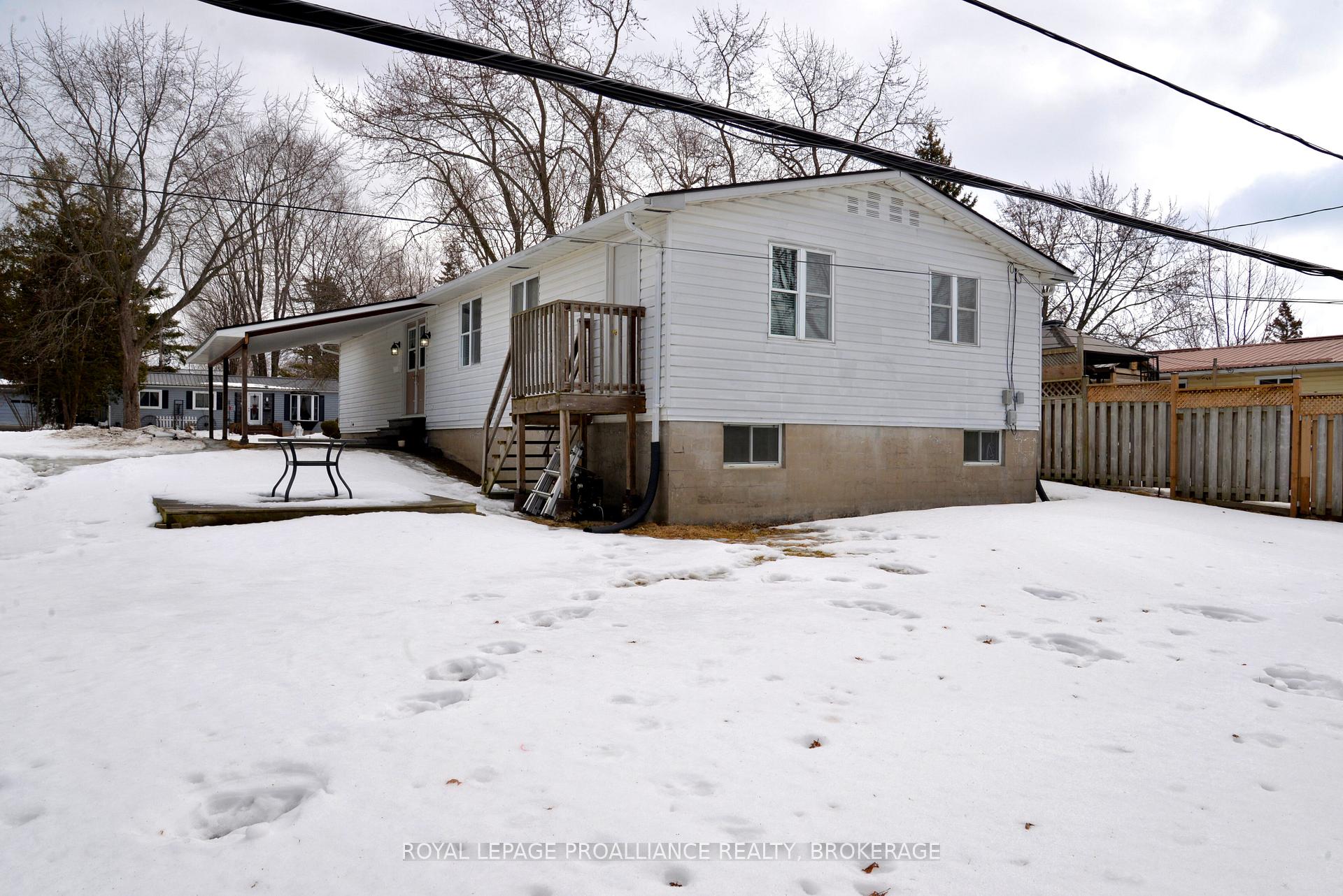 Photo 35 of 54 Clairton Place, Loyalist, Amherstview — HOMEH