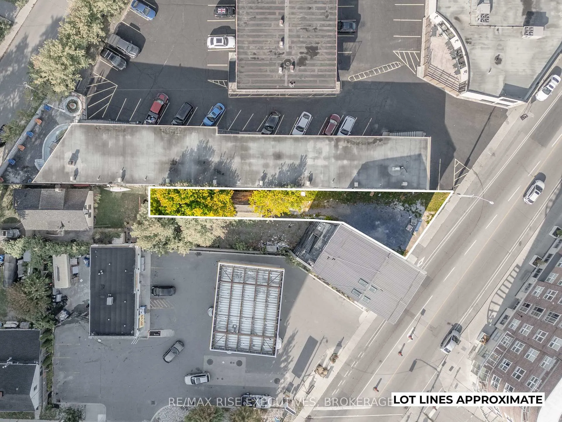 Photo 1 of 684 Princess Street, Kingston, Central City East — HOMEH