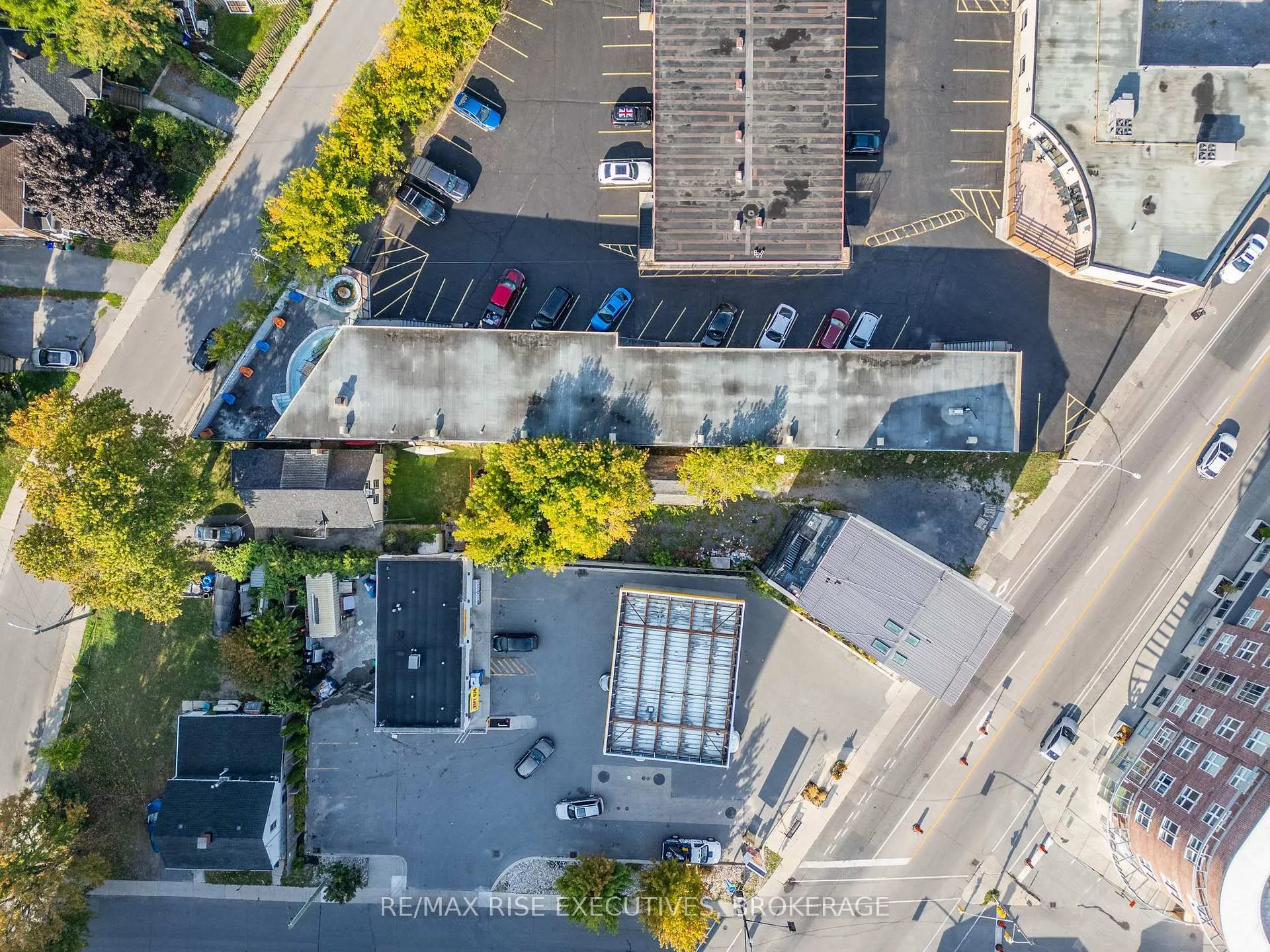 Photo 5 of 684 Princess Street, Kingston, Central City East — HOMEH