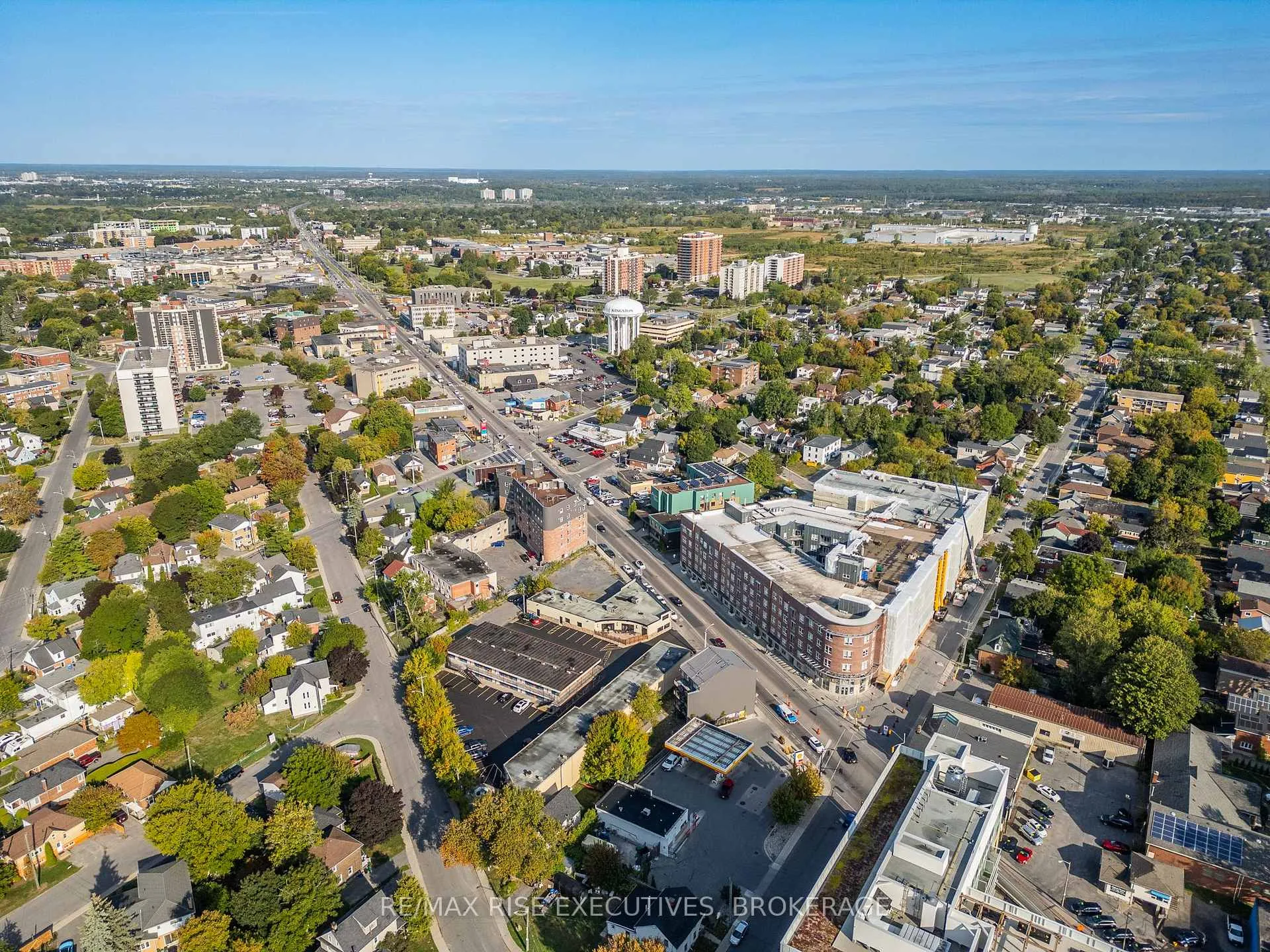 Photo 18 of 684 Princess Street, Kingston, Central City East — HOMEH