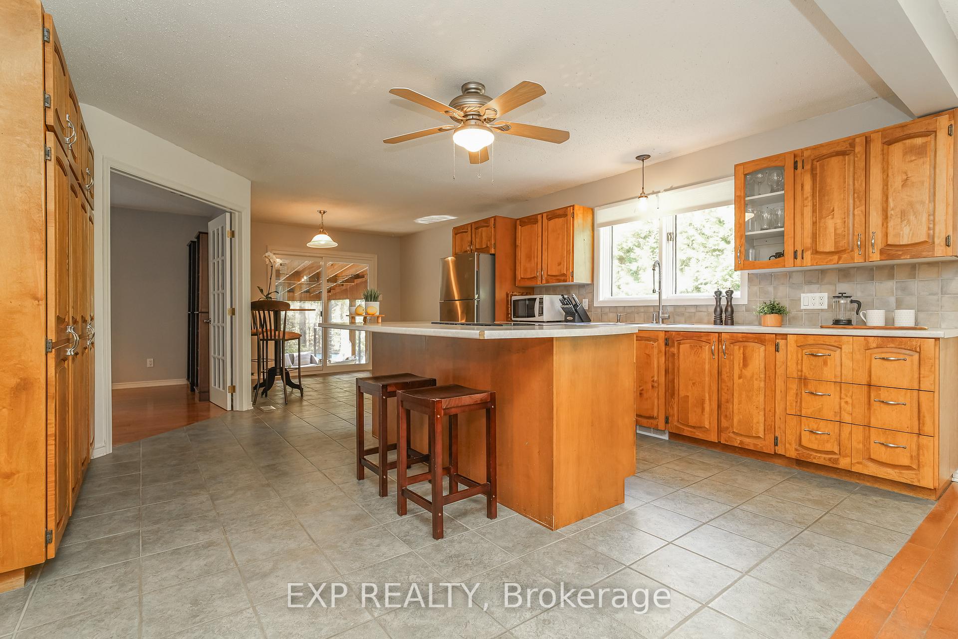Photo 6 of 5458 Woodeden Drive, Ottawa, Manotick East to Manotick Station — HOMEH