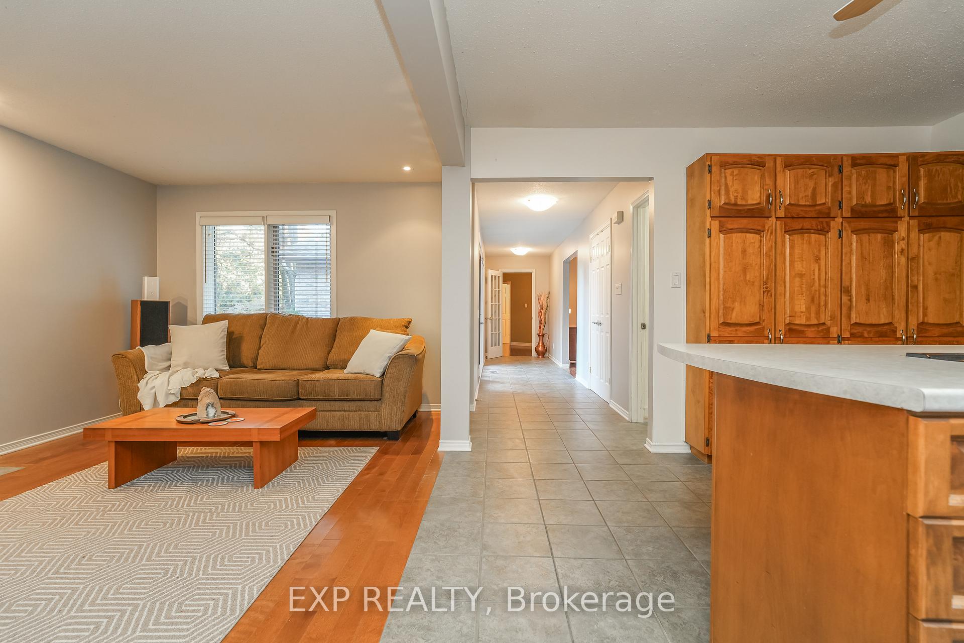 Photo 11 of 5458 Woodeden Drive, Ottawa, Manotick East to Manotick Station — HOMEH
