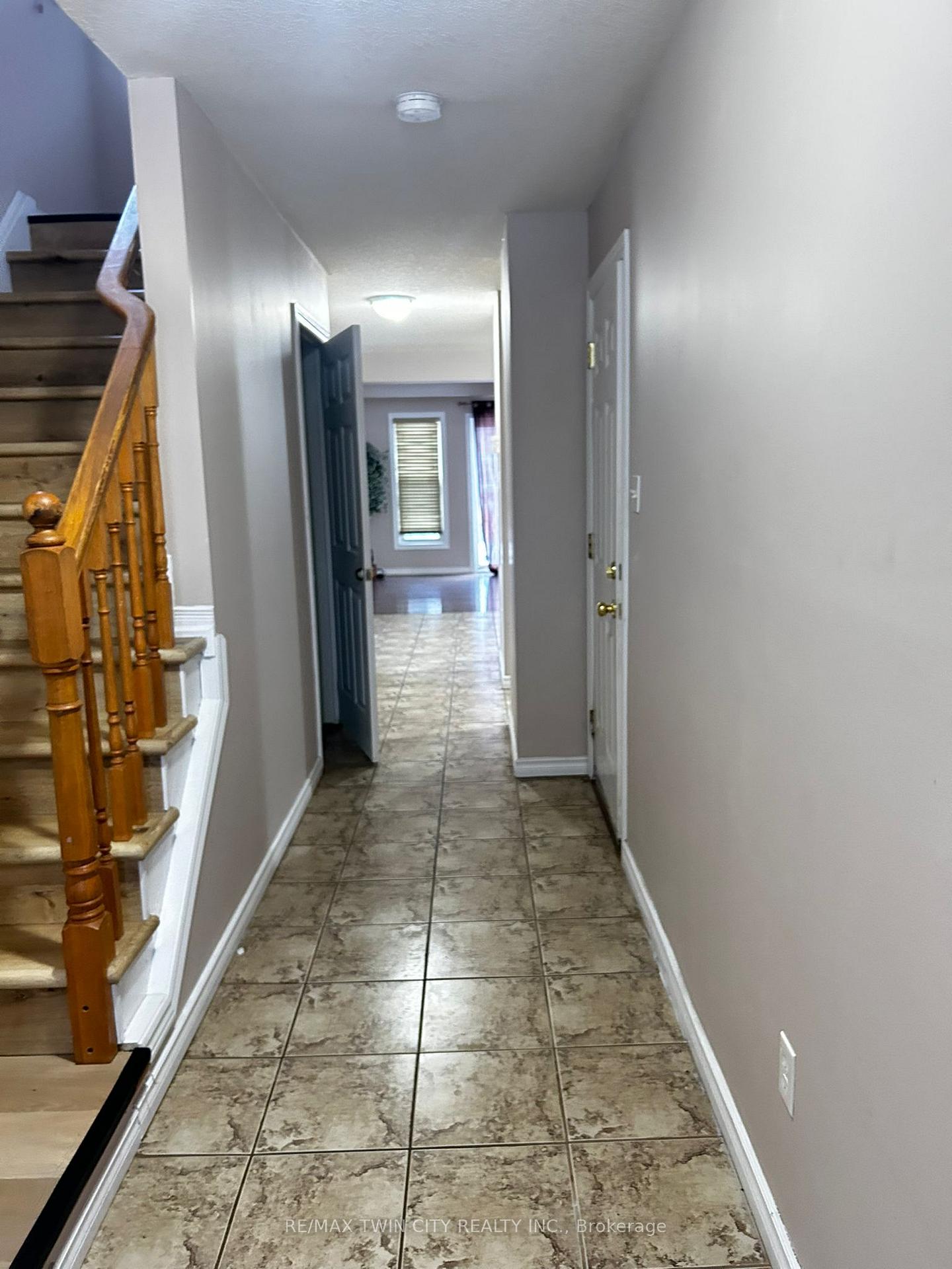 Photo 11 of 156 Periwinkle (Upper) Street, Kitchener — HOMEH