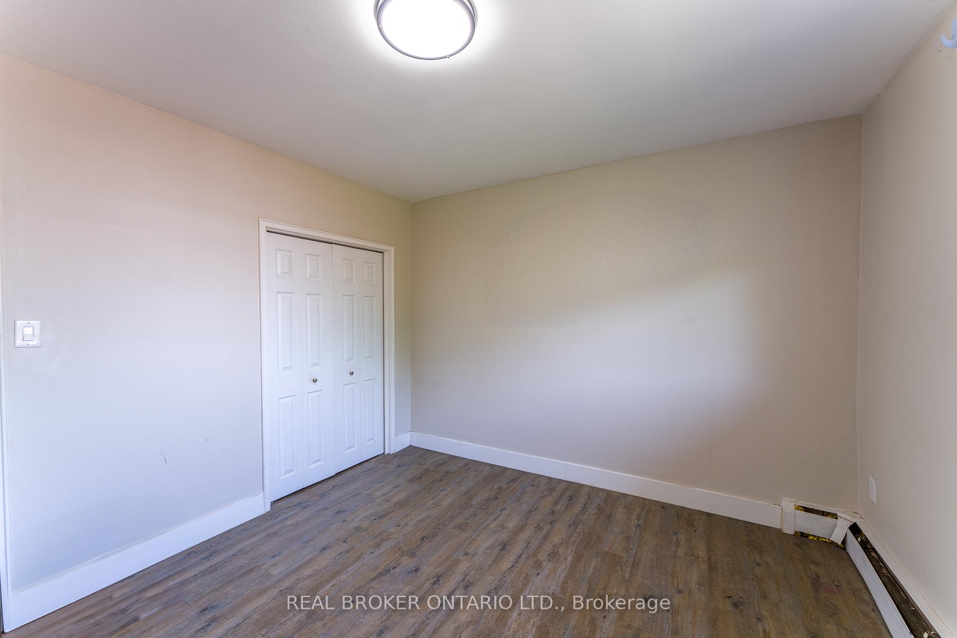 Photo 8 of Unit 402, 326 Hunter Street E, Hamilton, Stinson — HOMEH