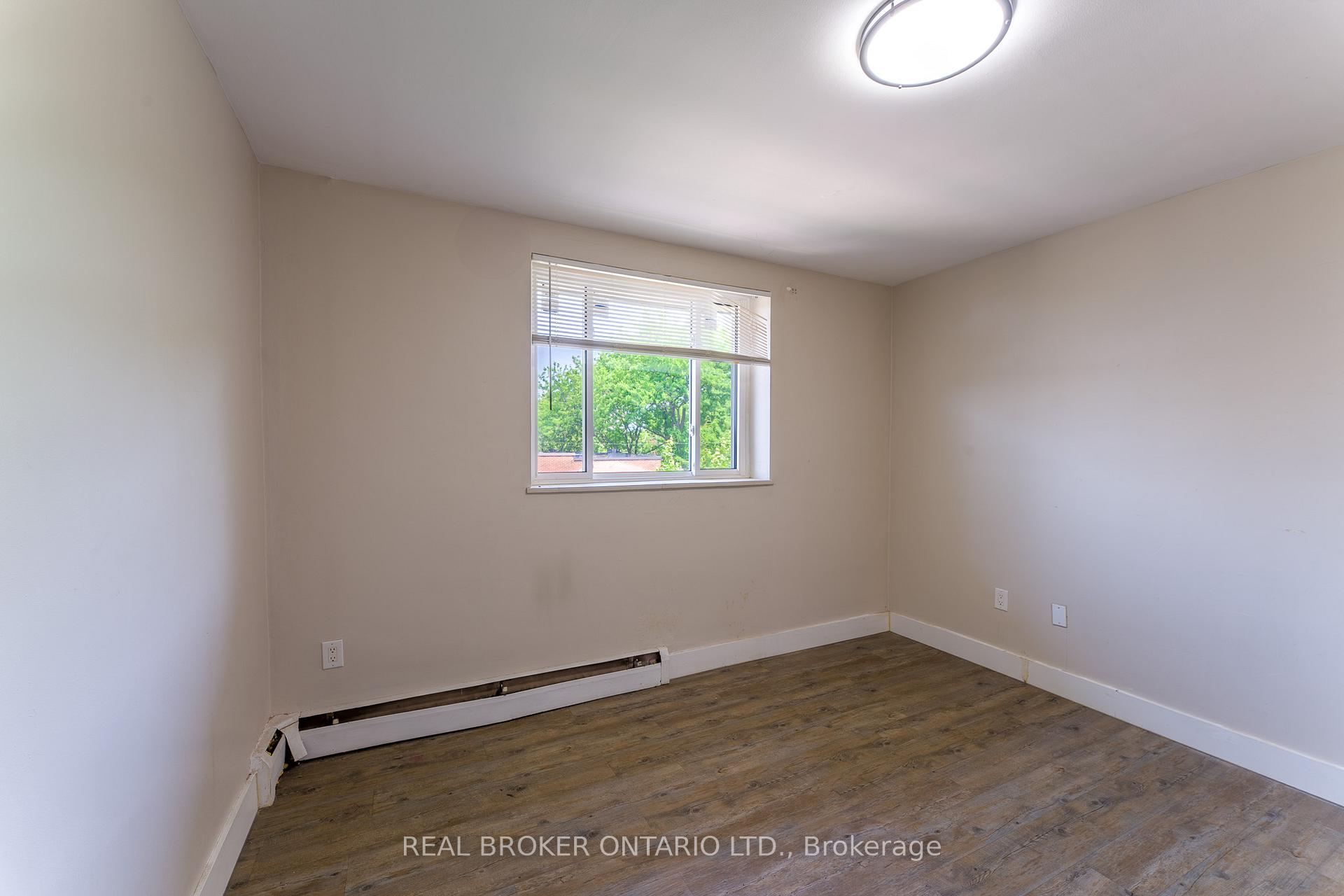 Photo 9 of Unit 402, 326 Hunter Street E, Hamilton, Stinson — HOMEH