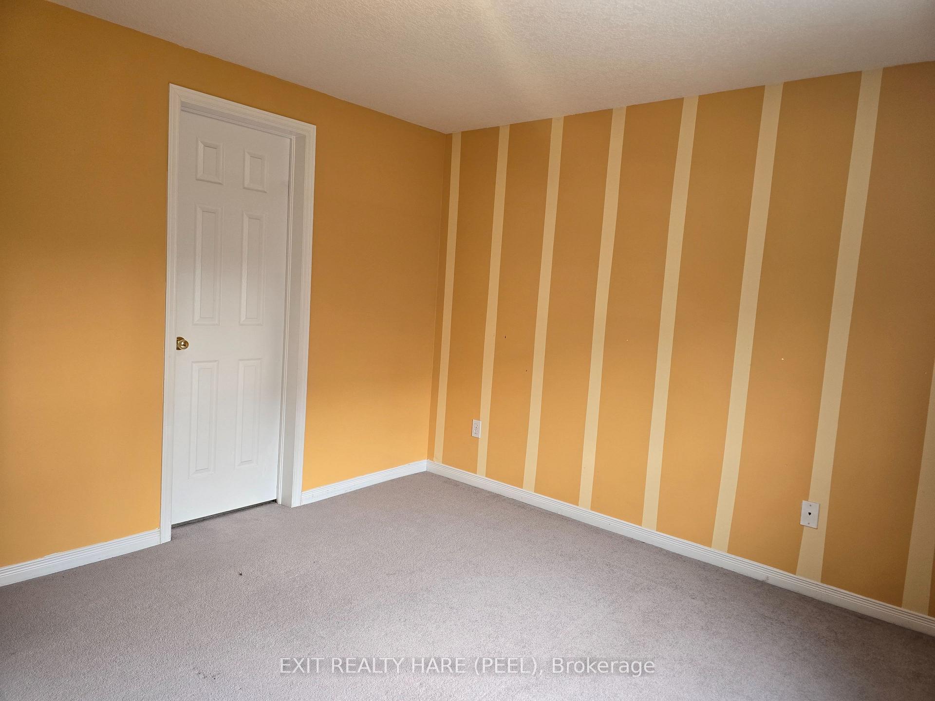 Photo 23 of 324 Mountain Laurel Crescent, Kitchener — HOMEH