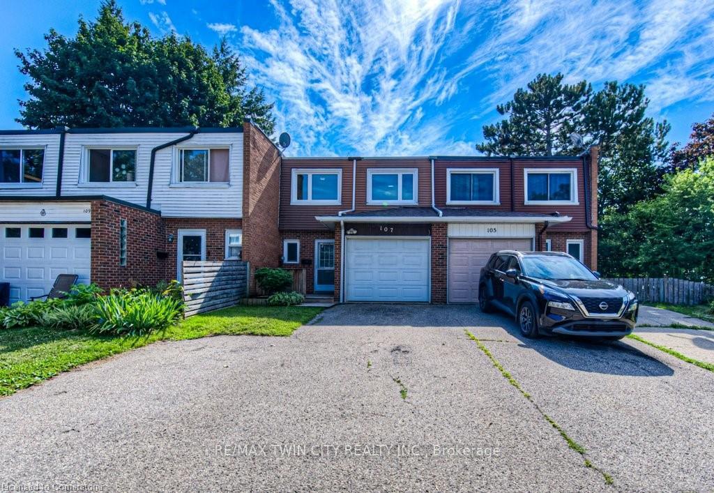 Photo 3 of 107 Charles Best Place, Kitchener — HOMEH