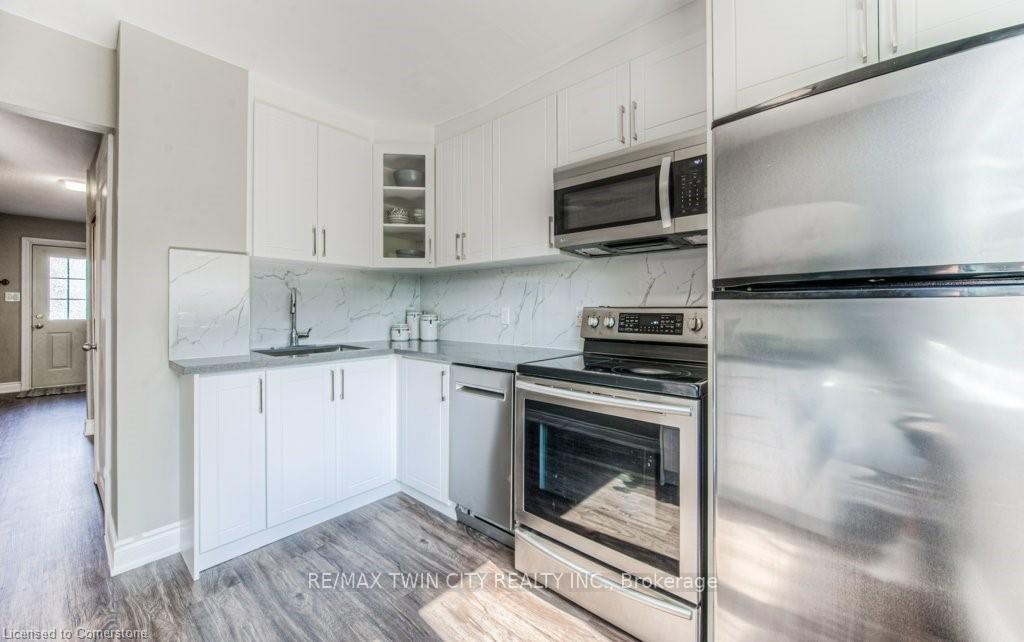 Photo 20 of 107 Charles Best Place, Kitchener — HOMEH