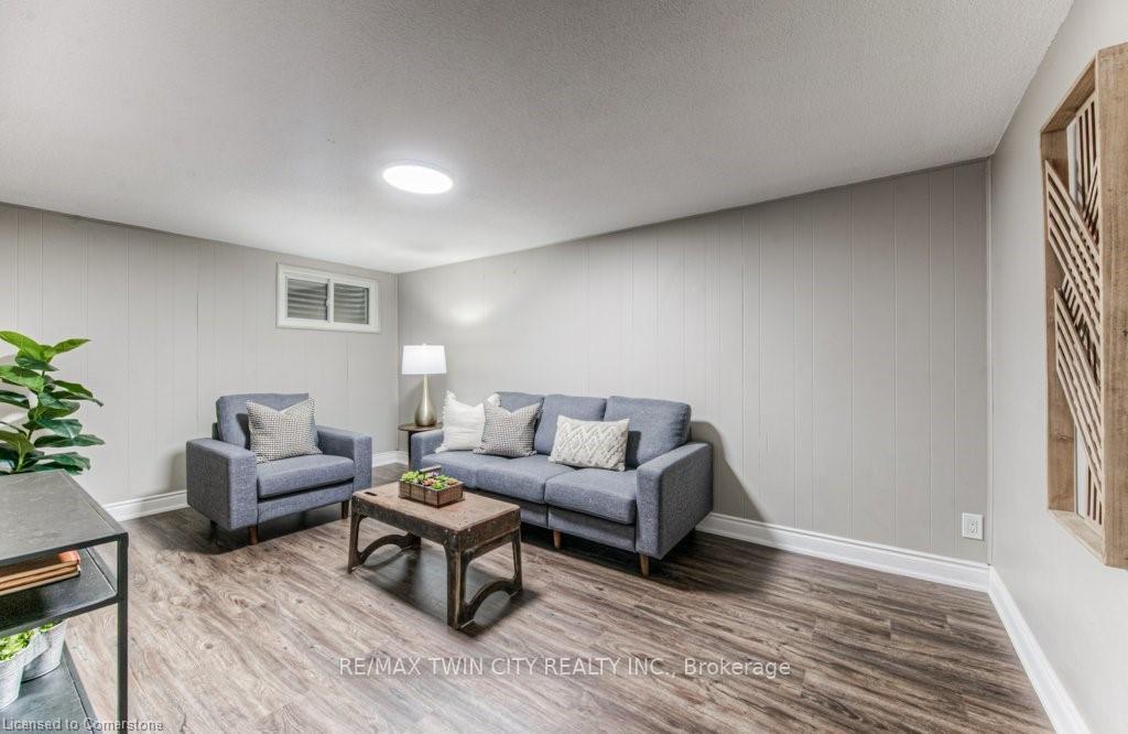 Photo 35 of 107 Charles Best Place, Kitchener — HOMEH