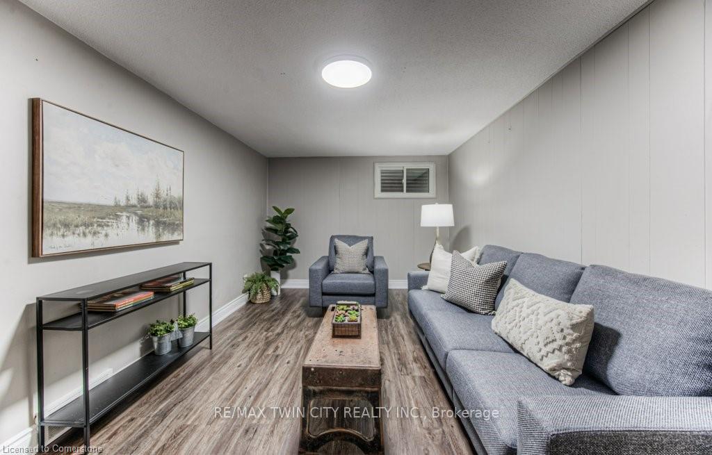 Photo 37 of 107 Charles Best Place, Kitchener — HOMEH