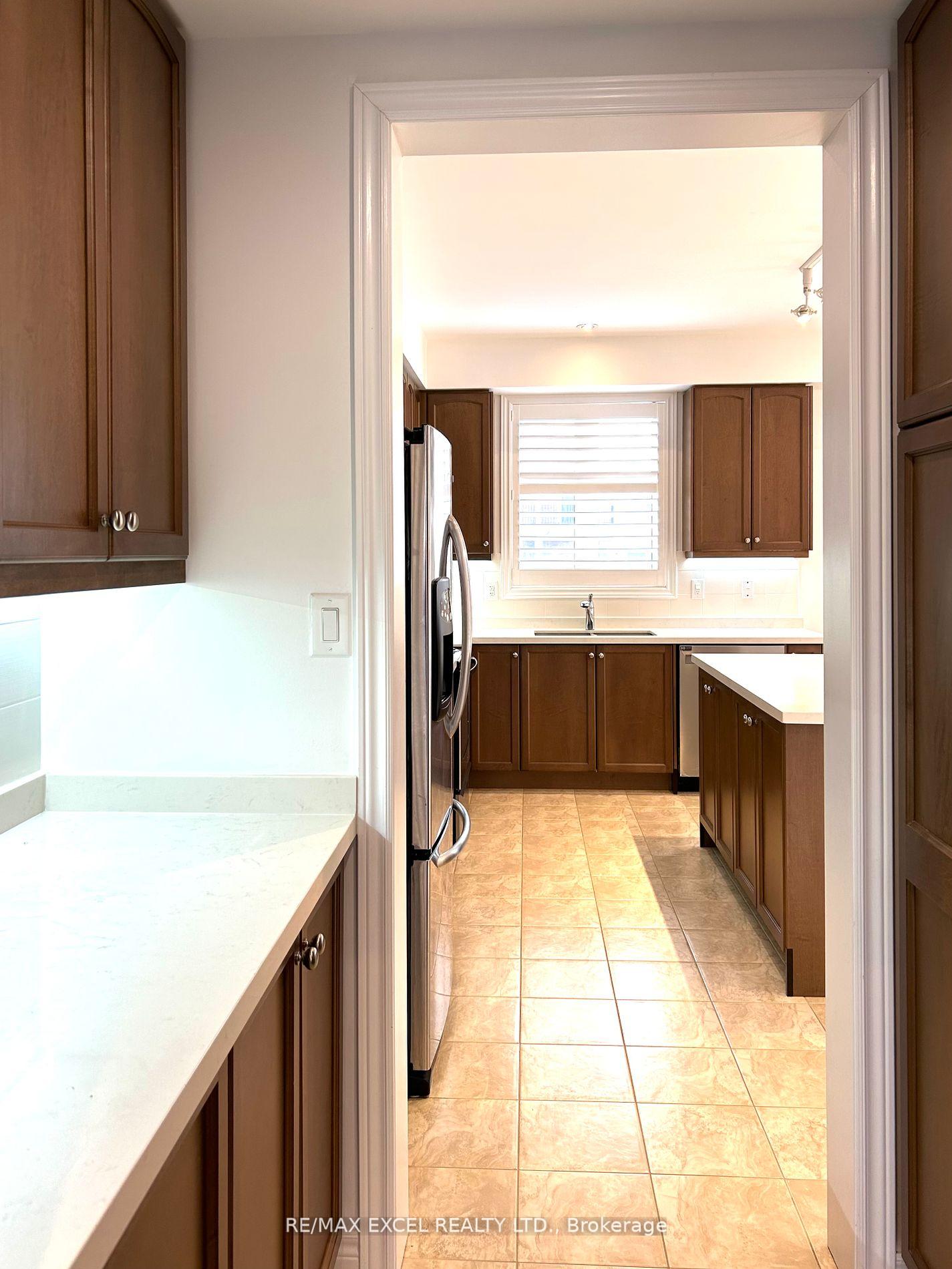 Photo 15 of 17 Earnshaw Drive, Markham, Victoria Square — HOMEH