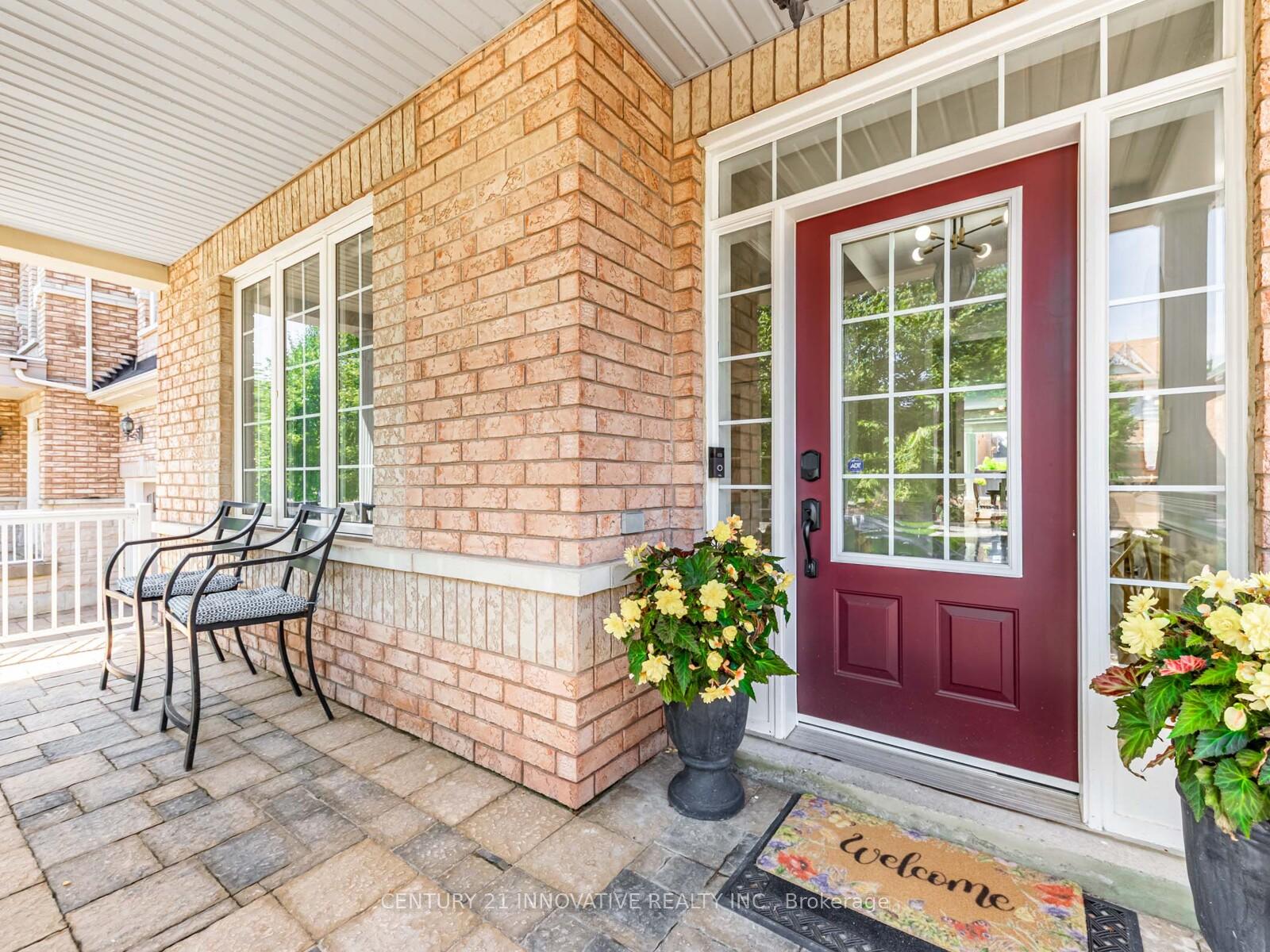 Photo 2 of 7 Stonechurch Crescent, Markham, Box Grove — HOMEH