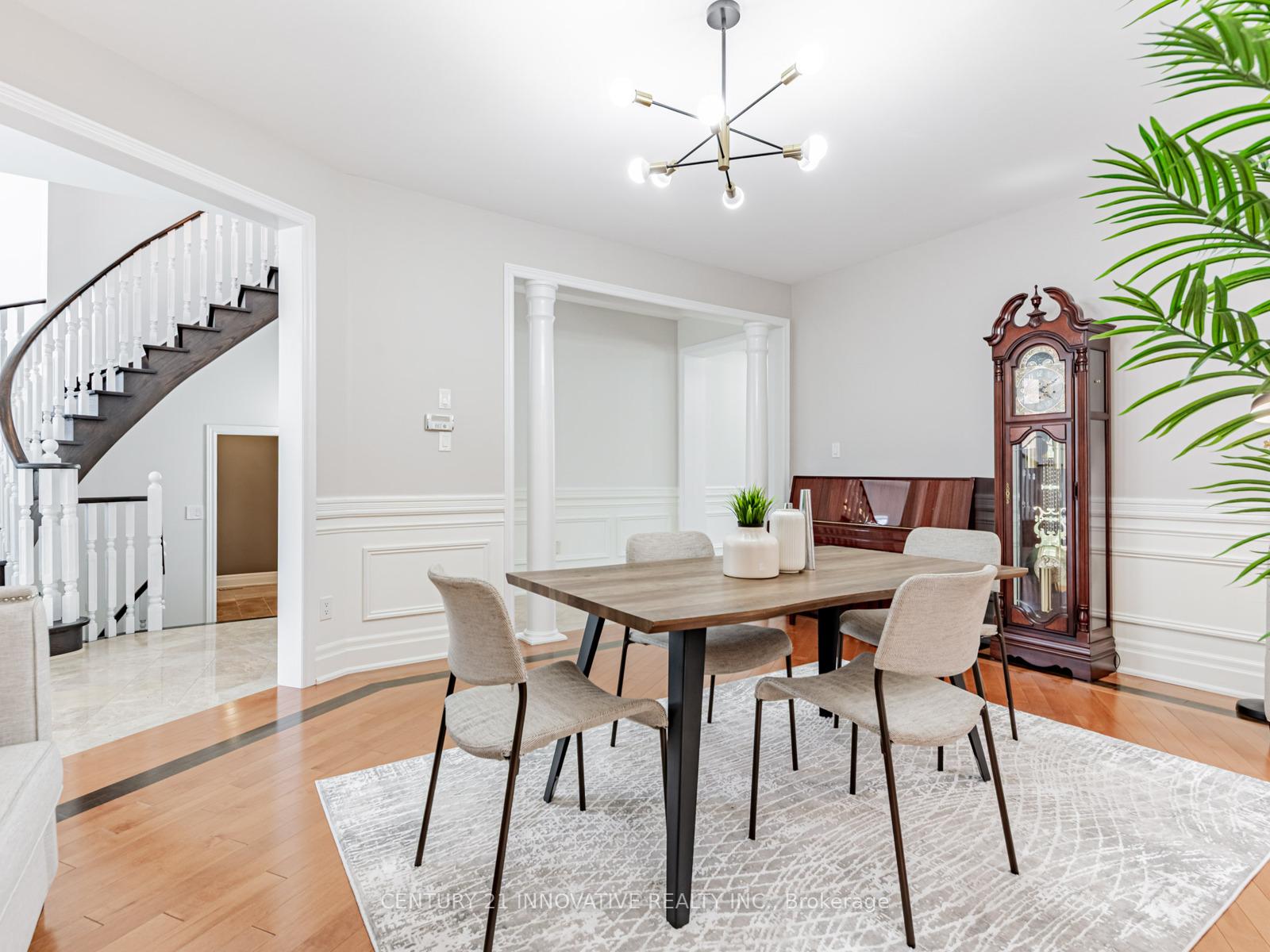 Photo 8 of 7 Stonechurch Crescent, Markham, Box Grove — HOMEH