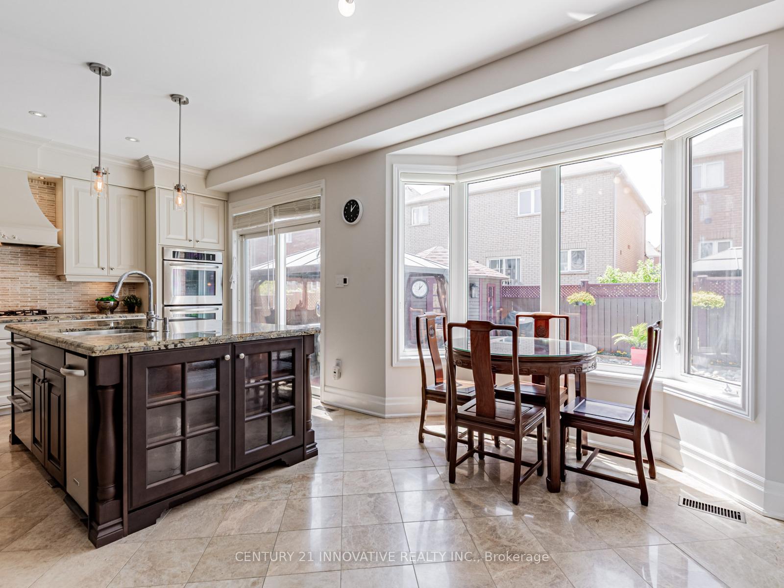 Photo 18 of 7 Stonechurch Crescent, Markham, Box Grove — HOMEH