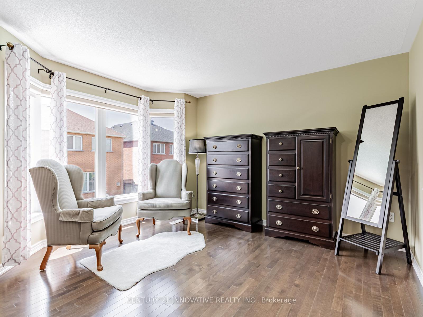 Photo 21 of 7 Stonechurch Crescent, Markham, Box Grove — HOMEH