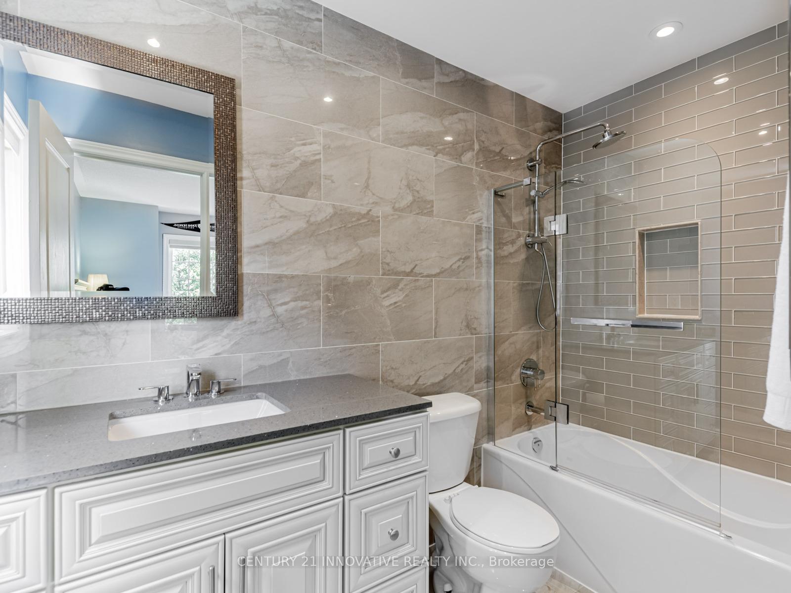 Photo 29 of 7 Stonechurch Crescent, Markham, Box Grove — HOMEH