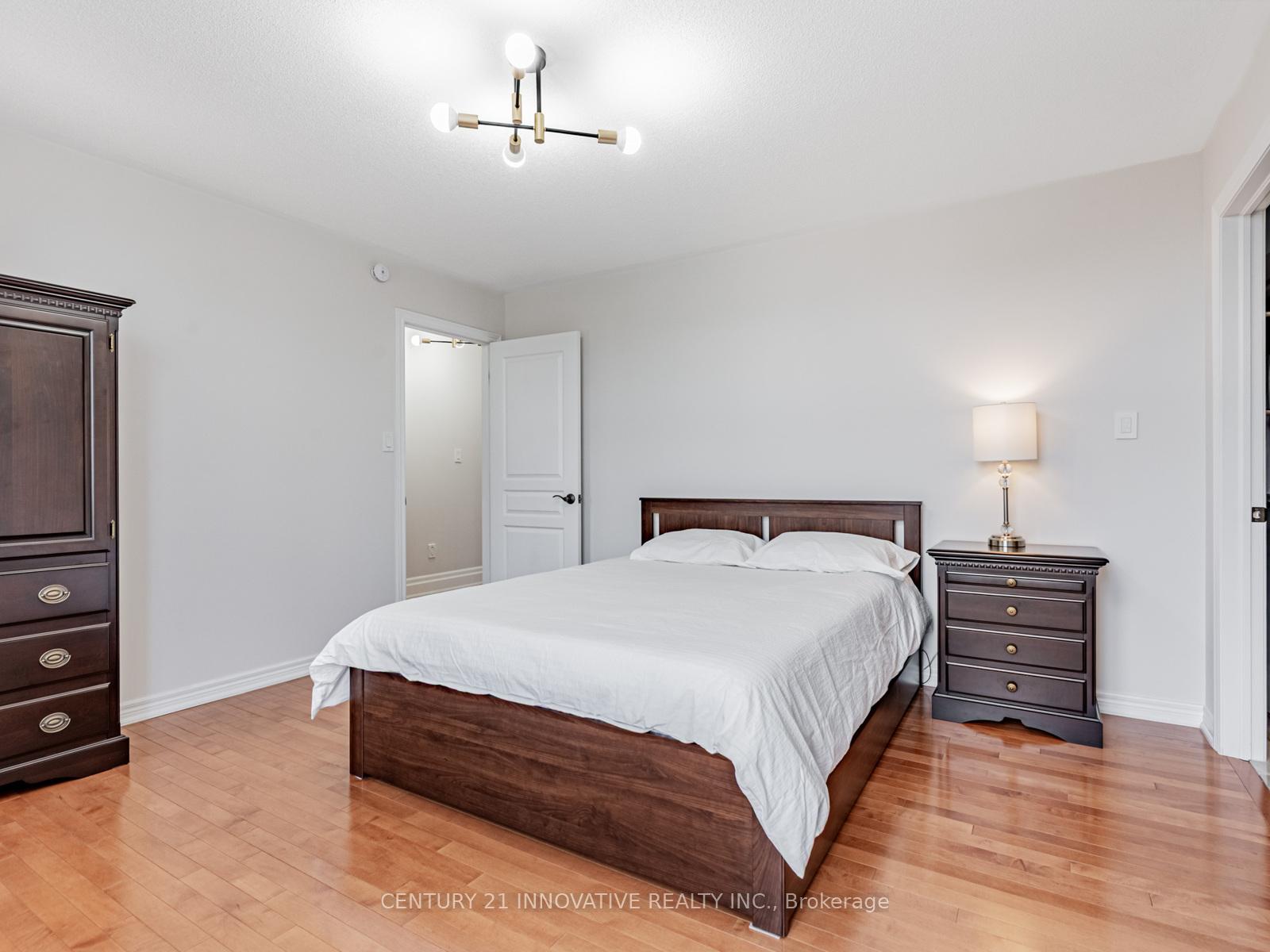Photo 33 of 7 Stonechurch Crescent, Markham, Box Grove — HOMEH