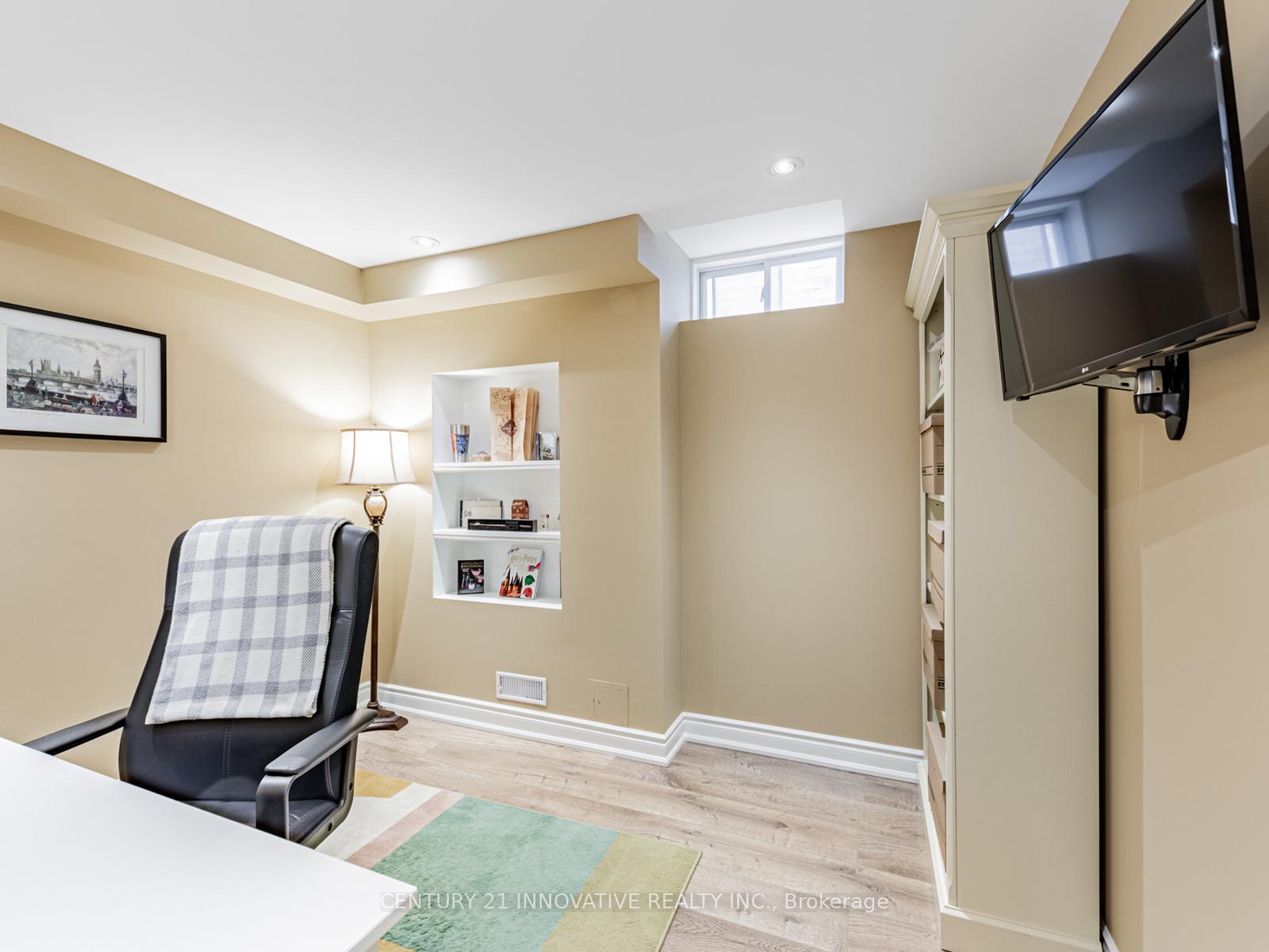 Photo 40 of 7 Stonechurch Crescent, Markham, Box Grove — HOMEH