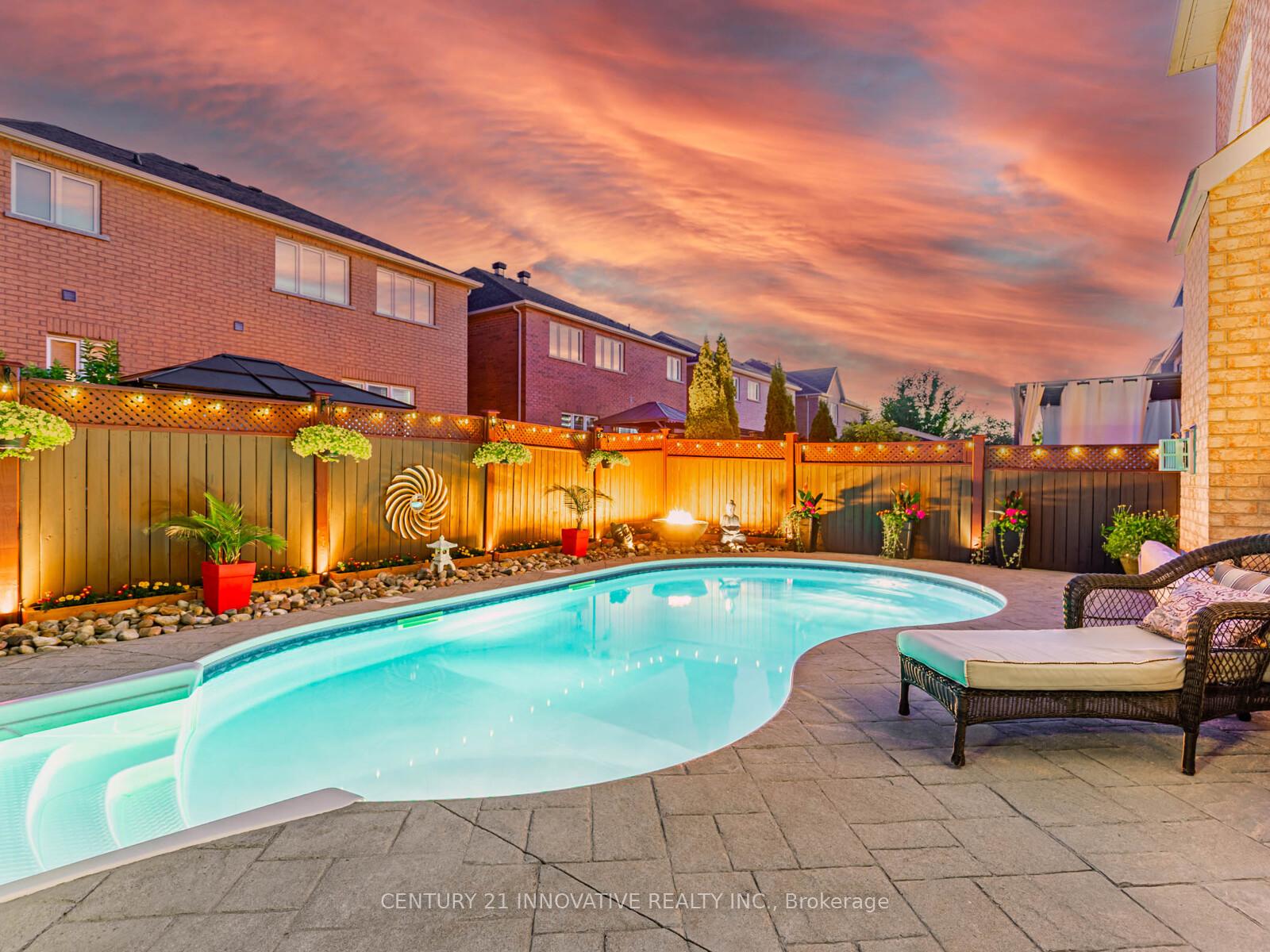 Photo 48 of 7 Stonechurch Crescent, Markham, Box Grove — HOMEH