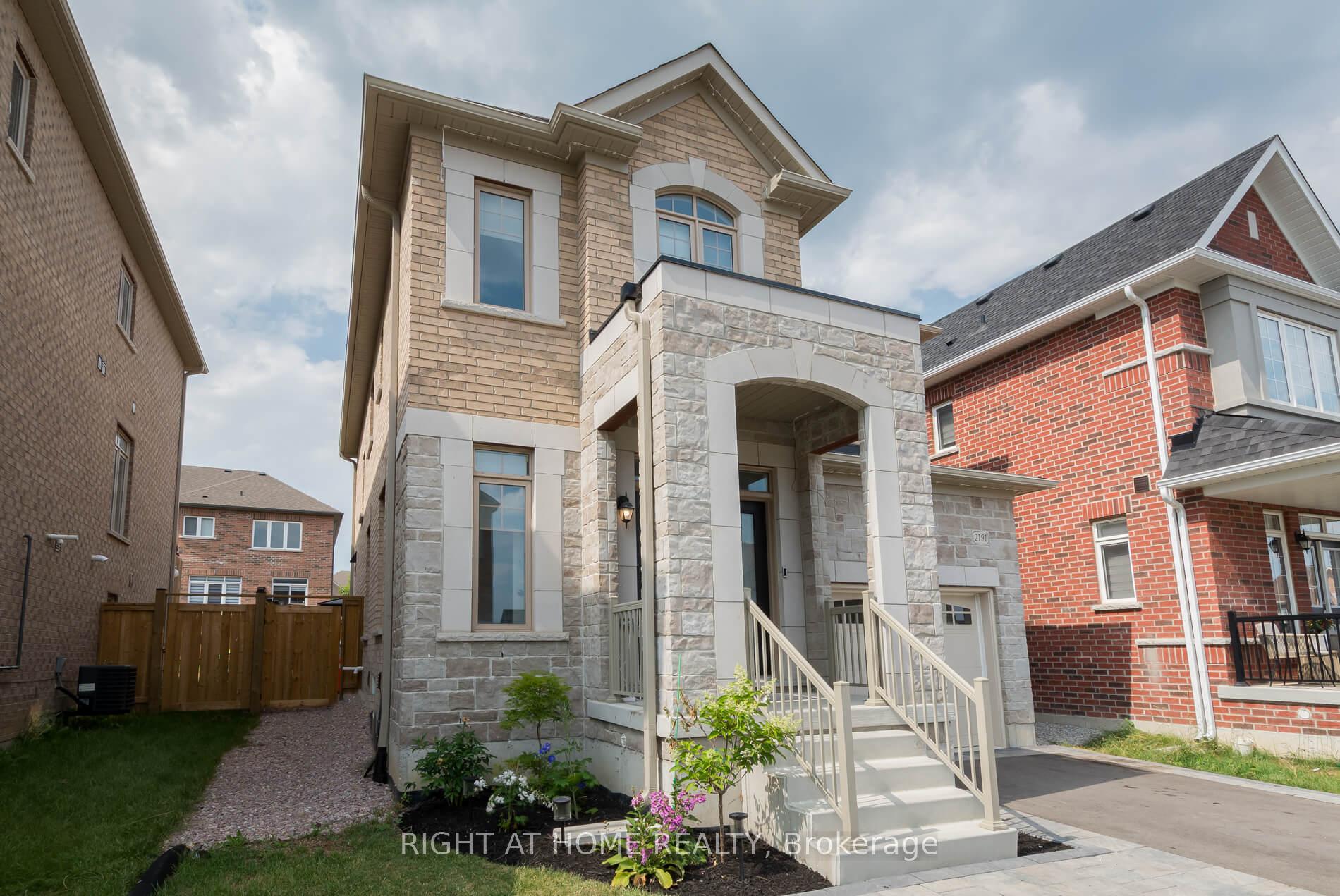 Photo 2 of 2191 Grainger Loop, Innisfil, Alcona — HOMEH