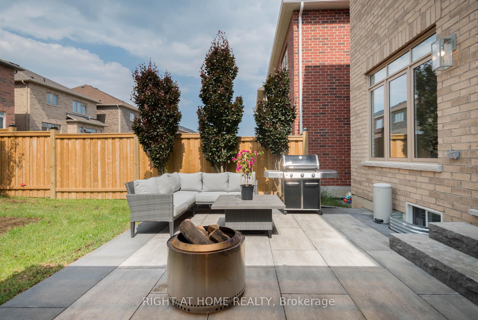 Photo 30 of 2191 Grainger Loop, Innisfil, Alcona — HOMEH
