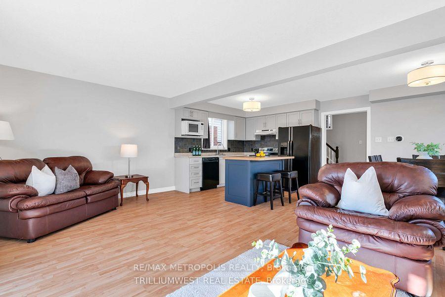 Photo 11 of 87 Tagge Street, Kitchener — HOMEH