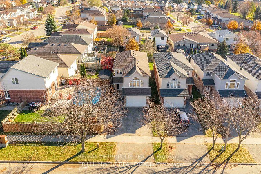 Photo 29 of 87 Tagge Street, Kitchener — HOMEH