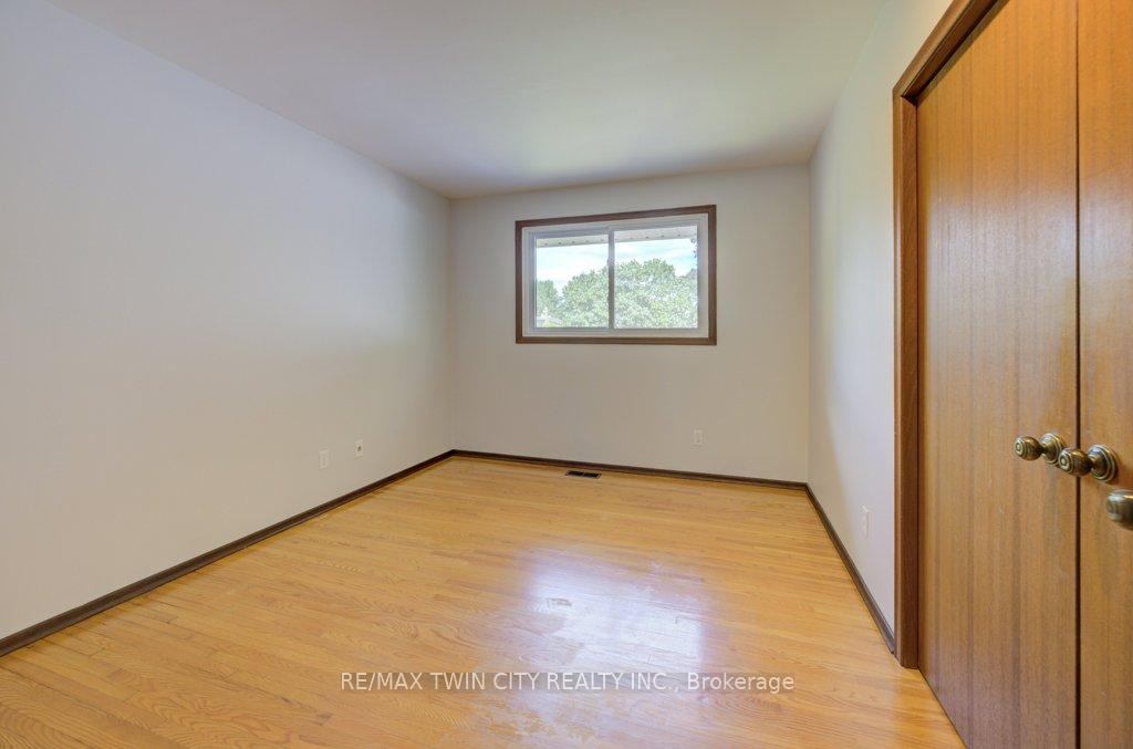Photo 19 of 346 Fischer Hallman Road, Kitchener — HOMEH