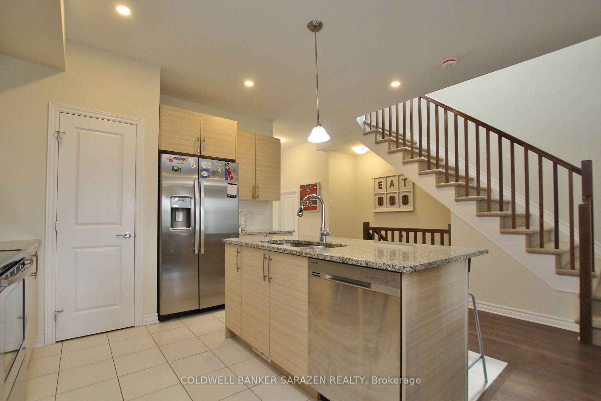 Photo 7 of 218 Tim Sheehan Place, Ottawa, Kanata - Emerald Meadows/Trailwest — HOMEH