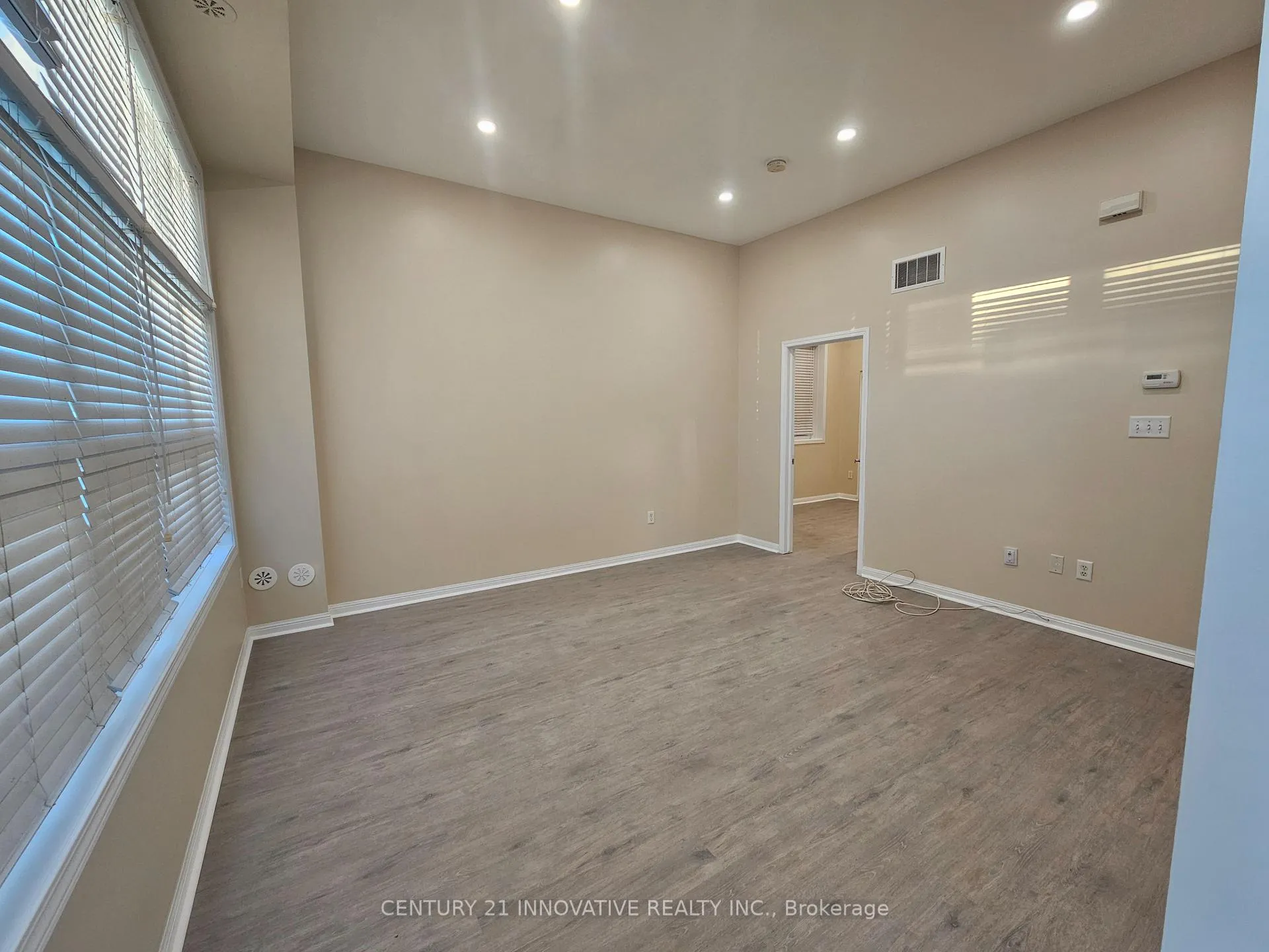 Photo 6 of Unit 2, 3034 Bur Oak Avenue, Markham, Cornell — HOMEH