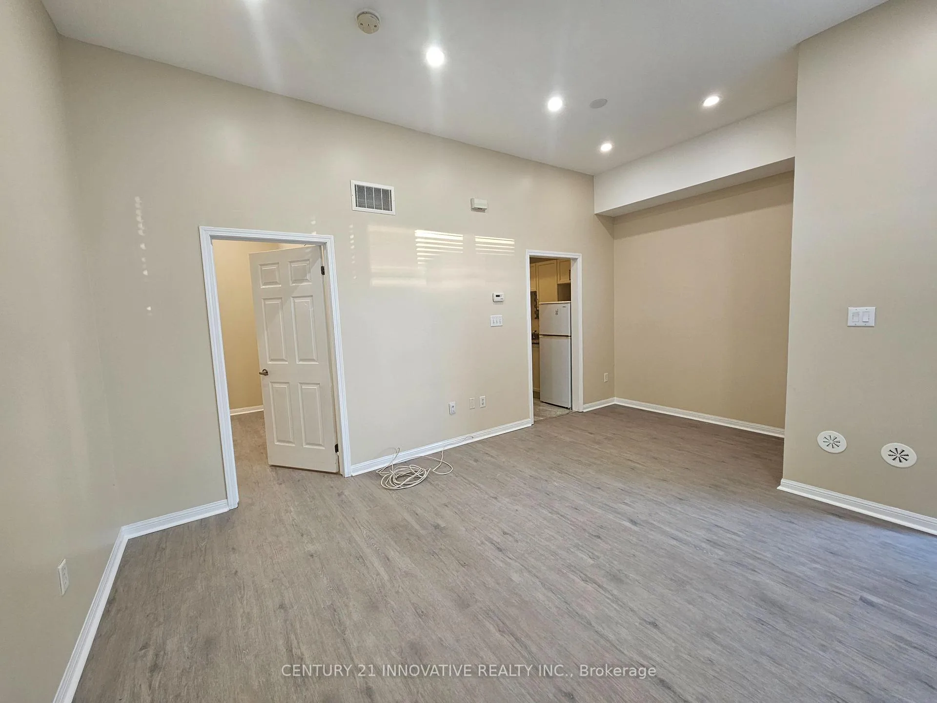 Photo 7 of Unit 2, 3034 Bur Oak Avenue, Markham, Cornell — HOMEH