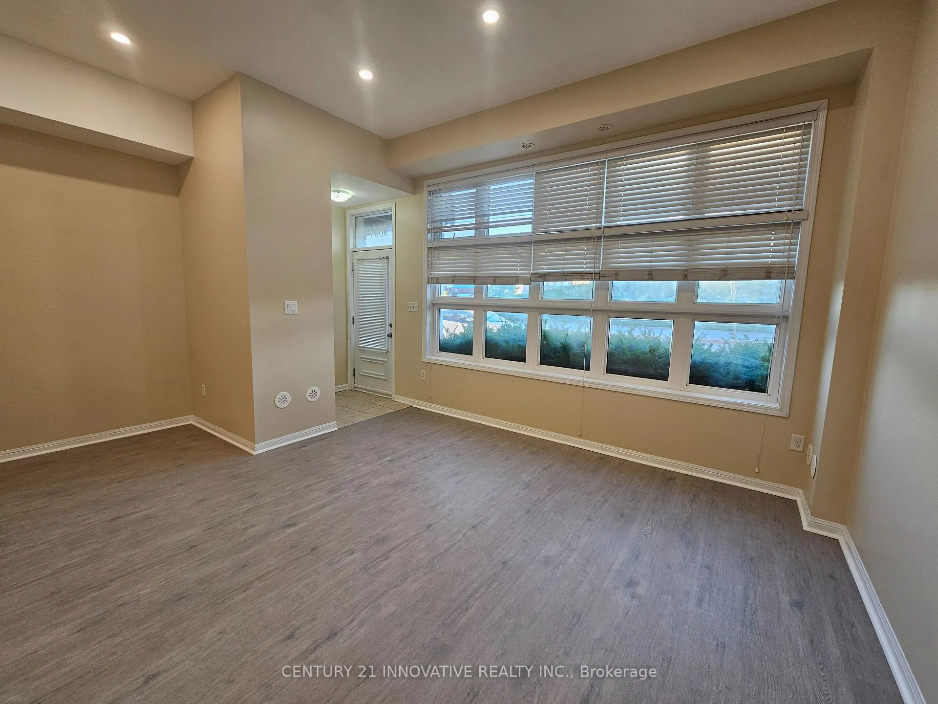 Photo 18 of Unit 2, 3034 Bur Oak Avenue, Markham, Cornell — HOMEH