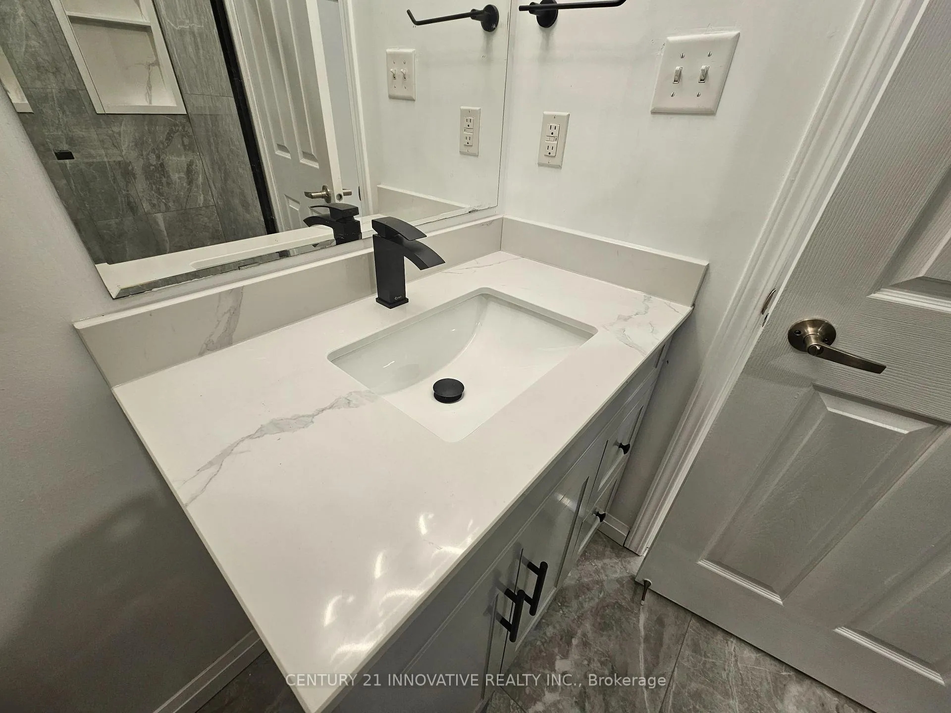Photo 25 of Unit 2, 3034 Bur Oak Avenue, Markham, Cornell — HOMEH
