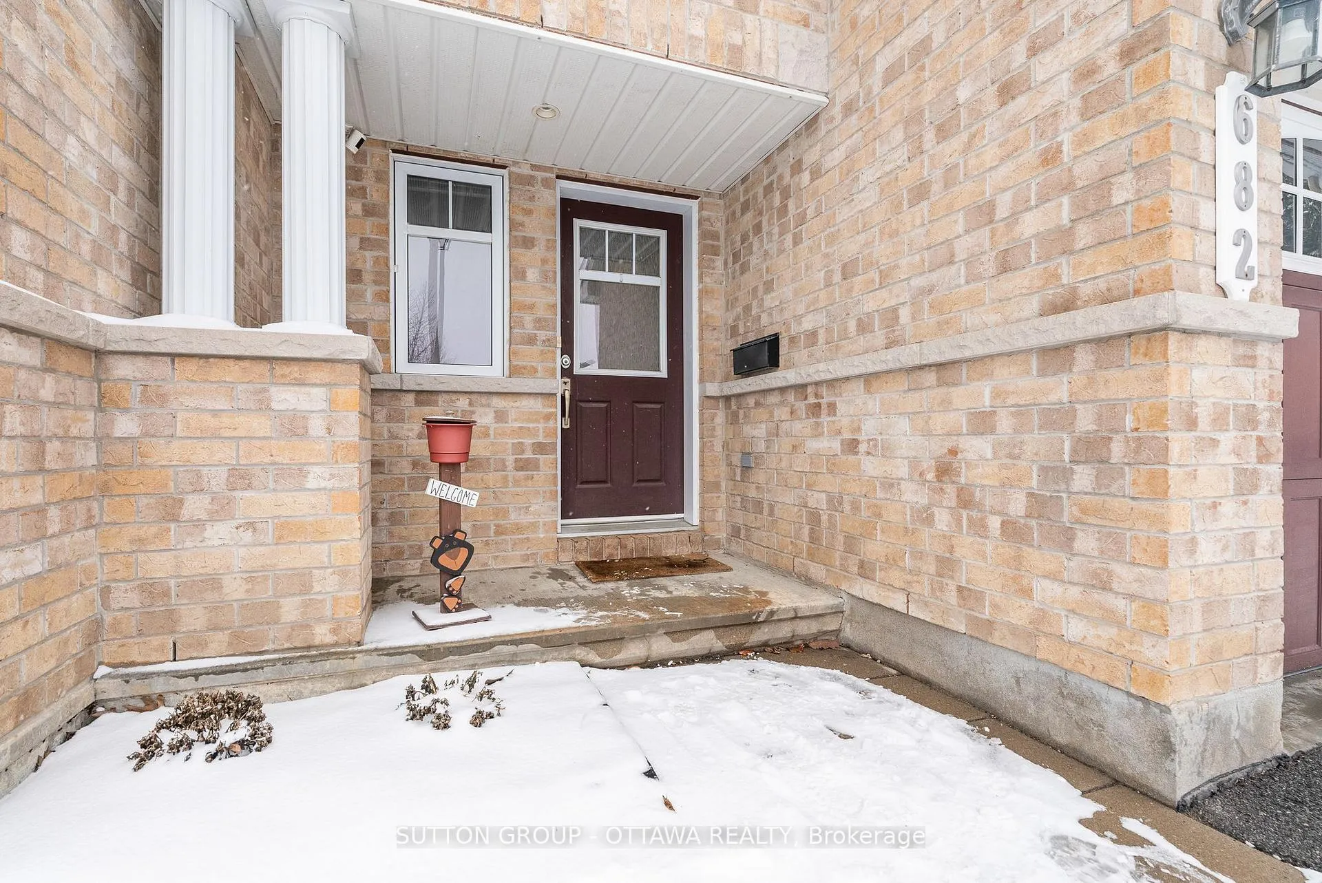 Photo 2 of 682 Paul Metivier Drive, Ottawa, Barrhaven - Strandherd — HOMEH