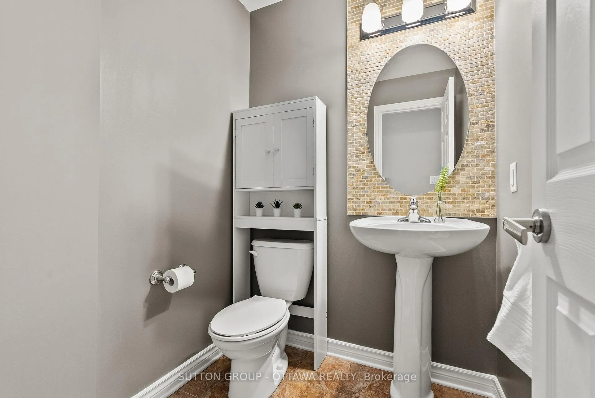 Photo 7 of 682 Paul Metivier Drive, Ottawa, Barrhaven - Strandherd — HOMEH