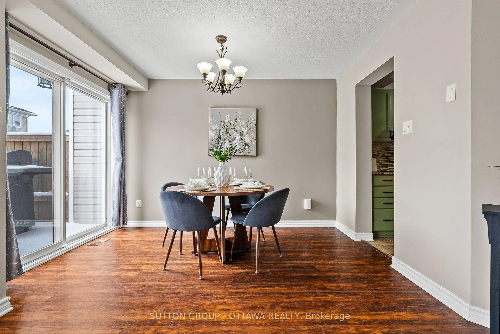 Photo 16 of 682 Paul Metivier Drive, Ottawa, Barrhaven - Strandherd — HOMEH