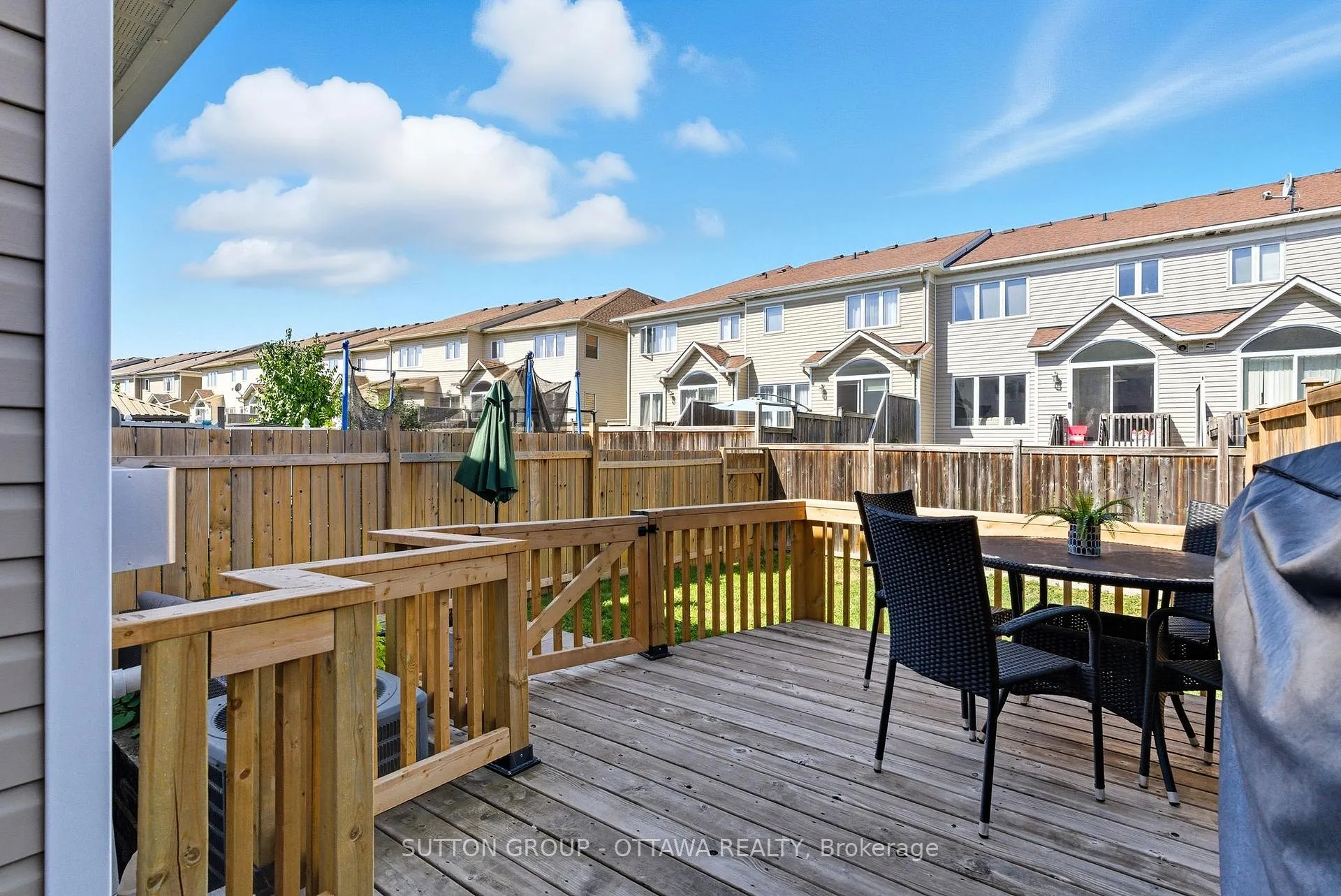 Photo 36 of 682 Paul Metivier Drive, Ottawa, Barrhaven - Strandherd — HOMEH