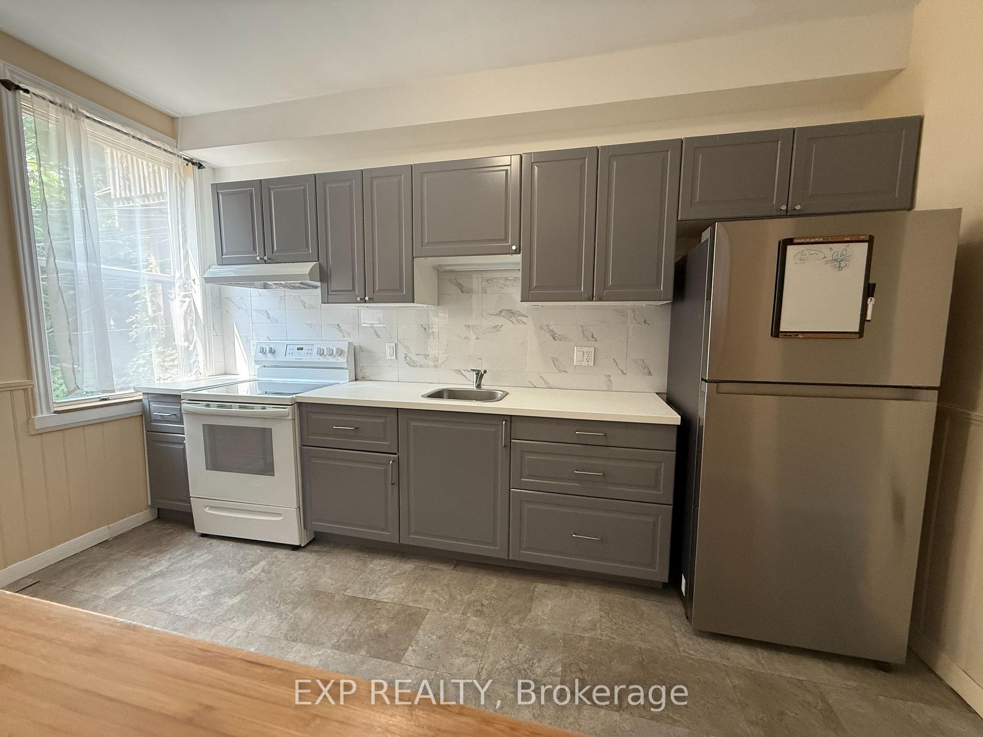 Photo 9 of Unit 1, 182 Emerald Street S, Hamilton, Stinson — HOMEH