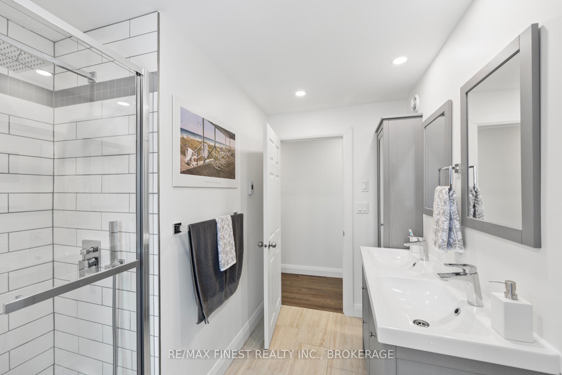 Photo 30 of 31 Manitou Crescent E, Loyalist, Amherstview — HOMEH